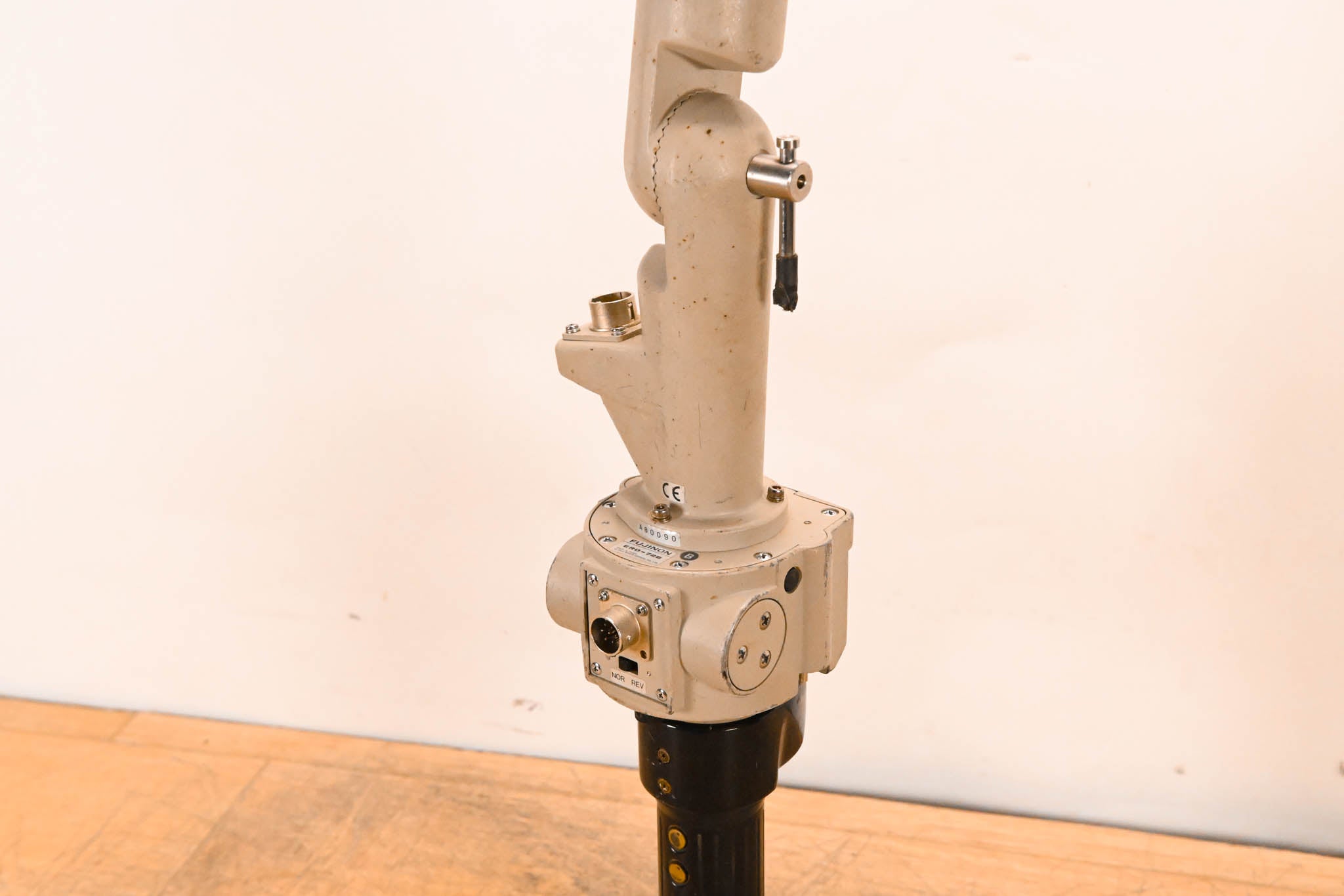 Fujinon ERD-72B Zoom Demand