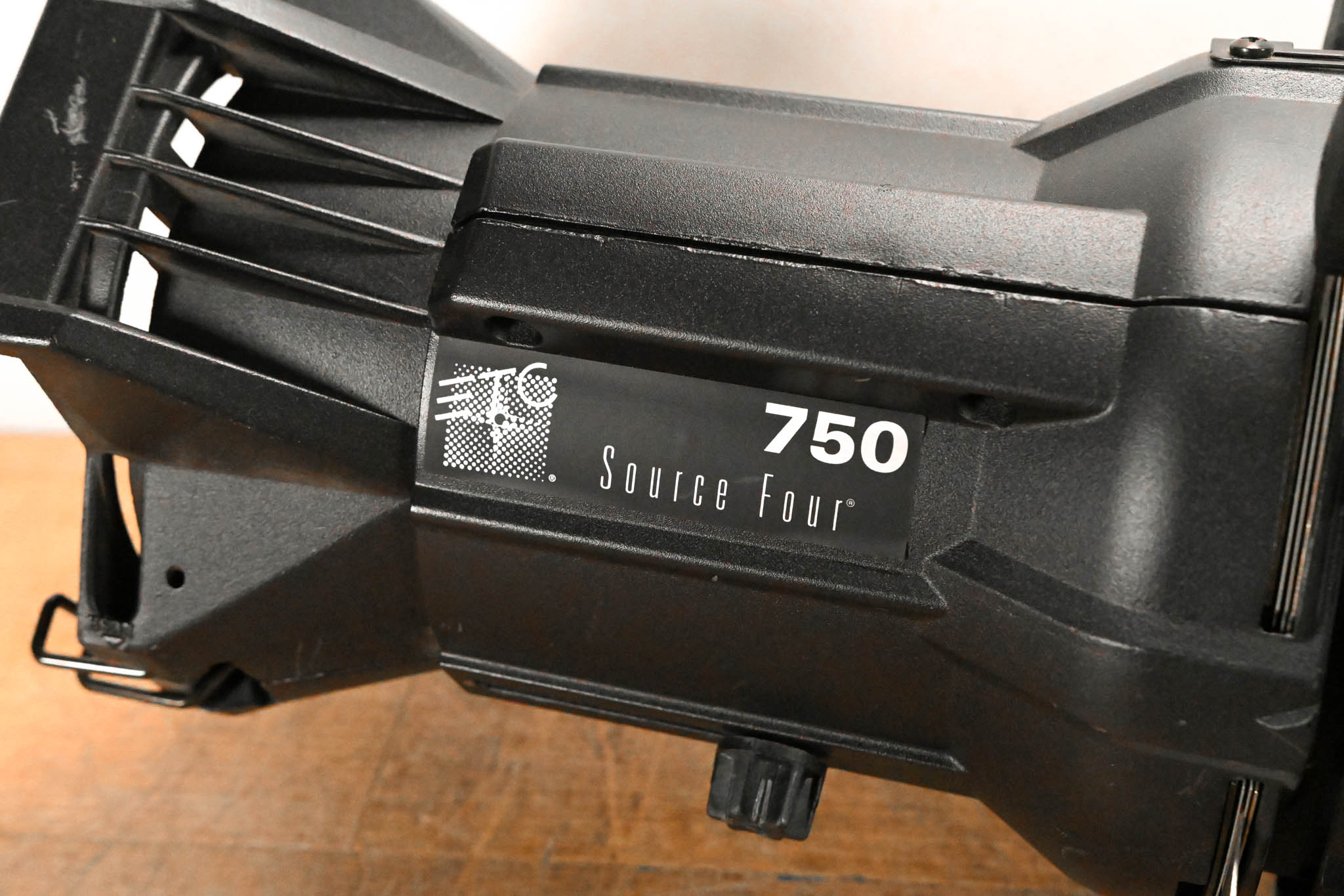 ETC Source Four 750 26 Degree Leko with Source 4WRD II LED Light Engine