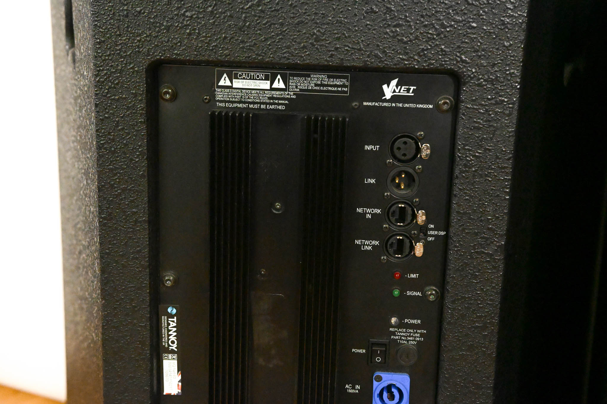 Tannoy VQNET-60 Dual 12" 2400W 3-Way Powered Loudspeaker (PAIR)