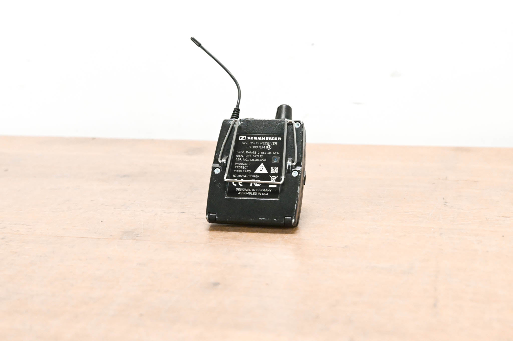 Sennheiser ew 300 IEM G3 Wireless IEM System 566-608 MHz NO POWER SUPPLY