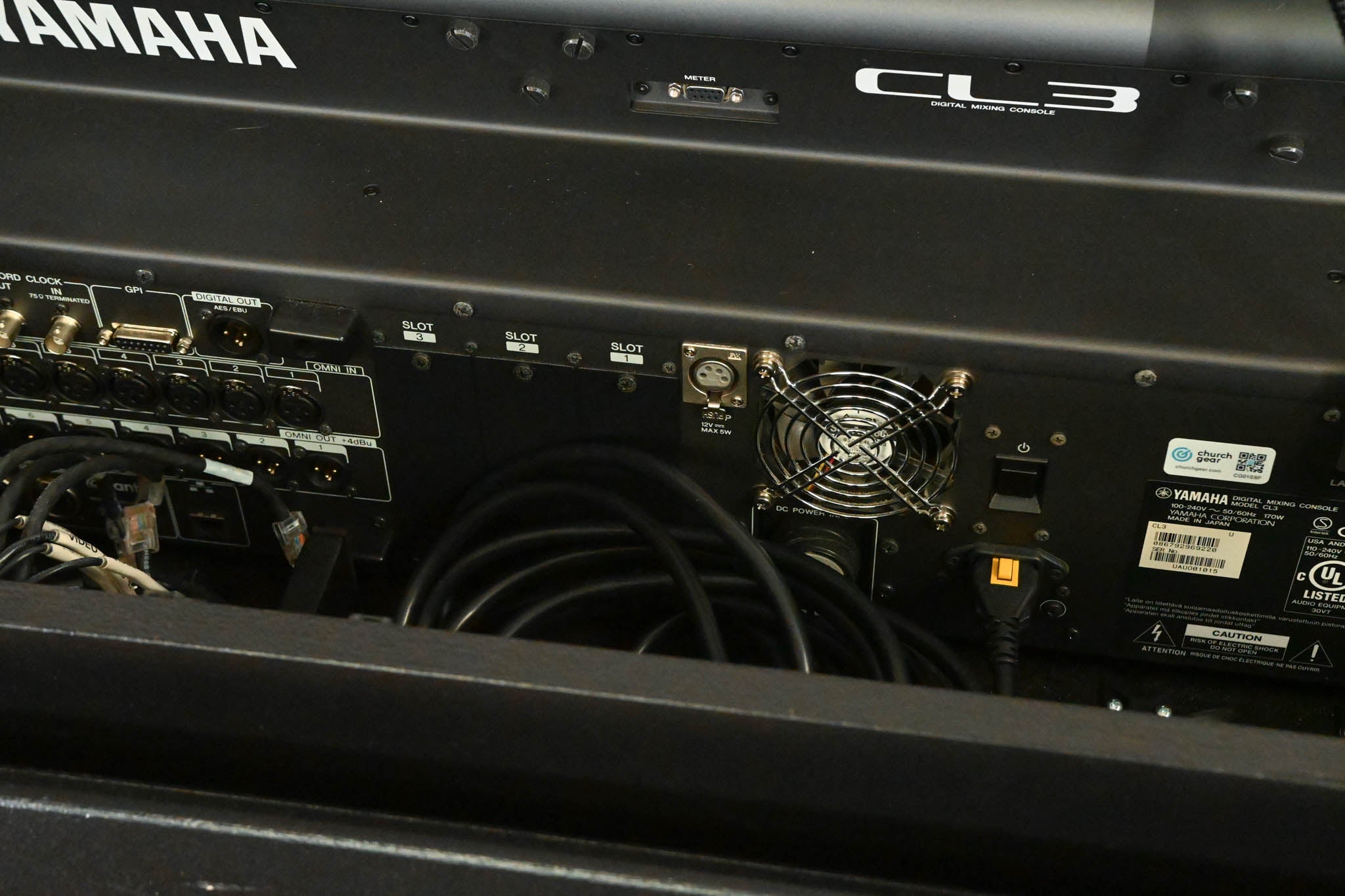 Yamaha CL3 Digital Audio Mixing Console with Road Case