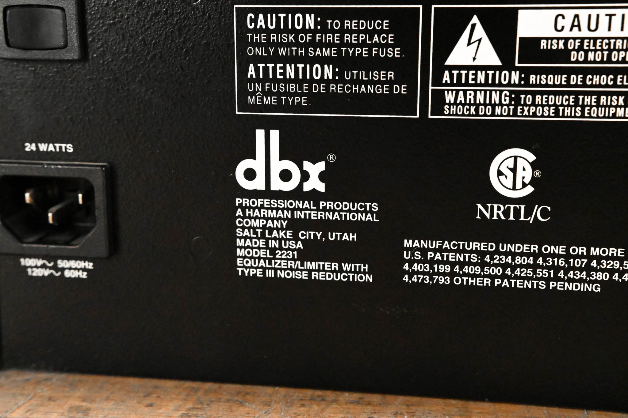 dbx 2231 Dual-Channel 31-Band Graphic Equalizer/Limiter