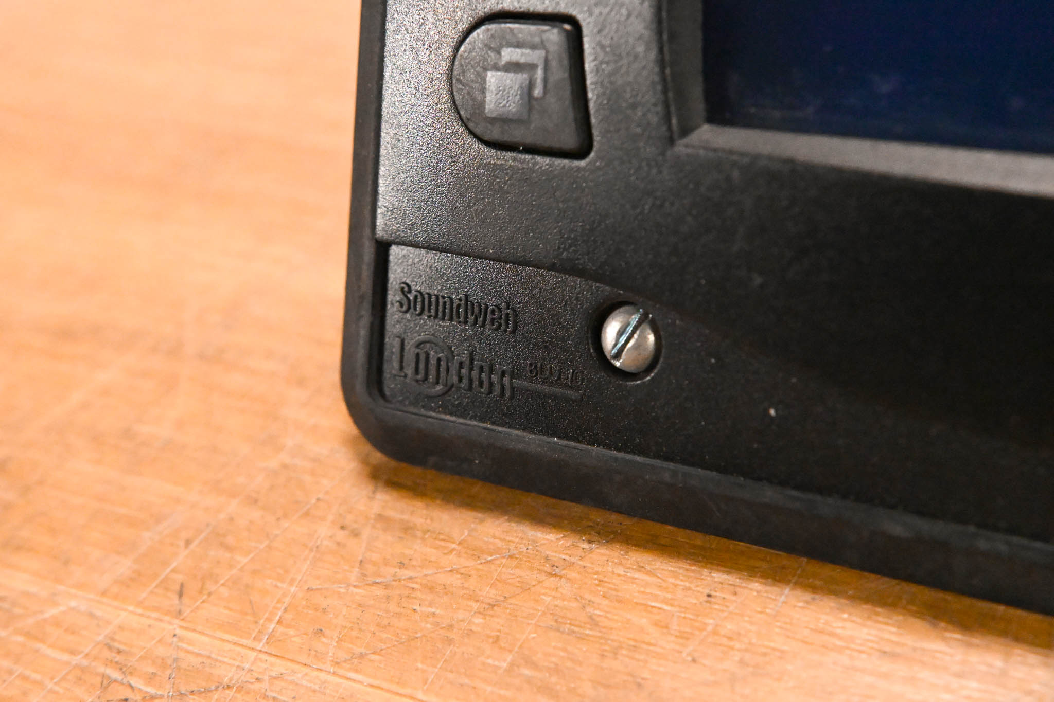 BSS BLU-10-BLK Touchscreen Programmable Controller (NO POWER SUPPLY)
