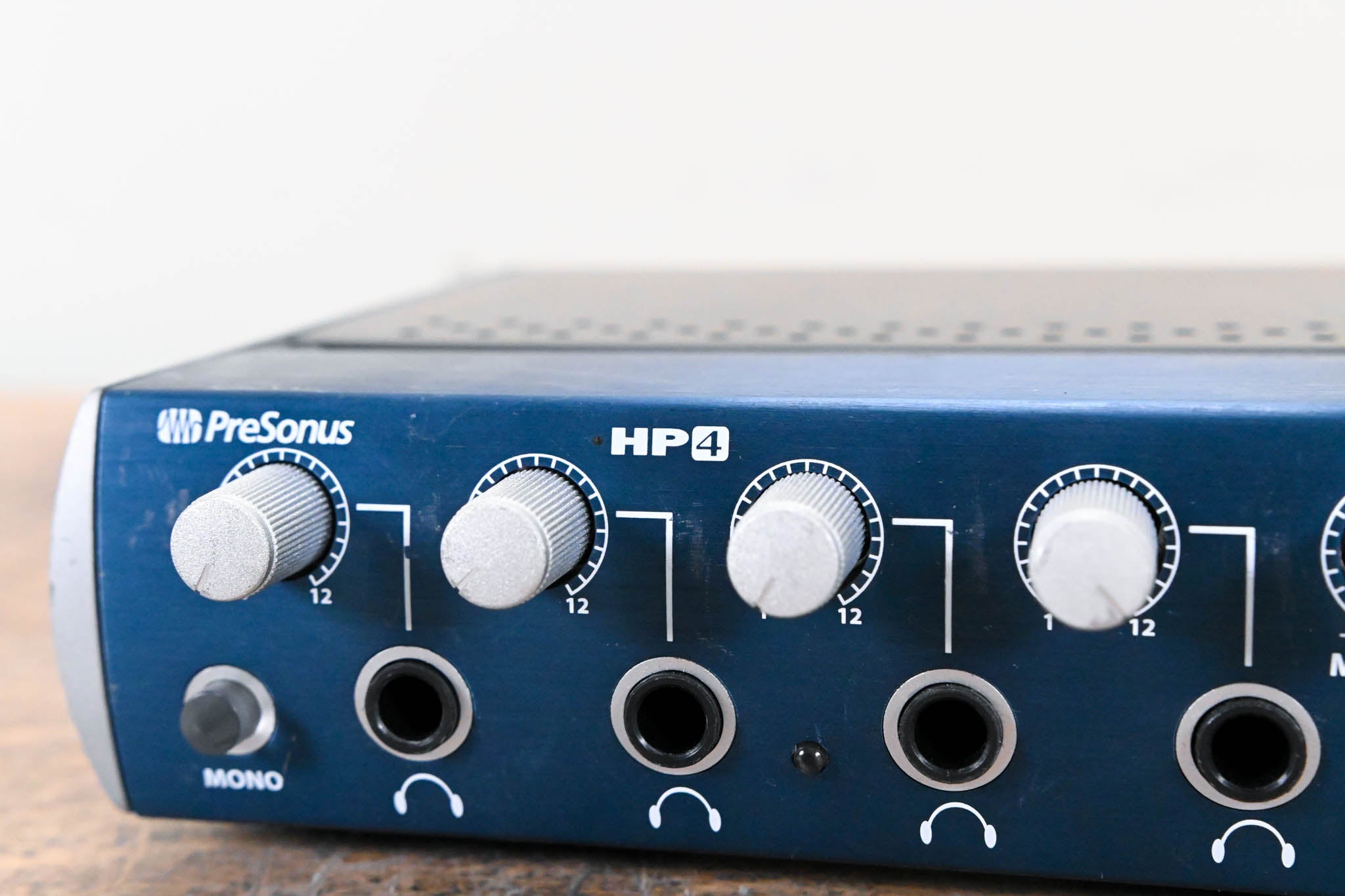 PreSonus HP4 Headphone Amp 4 Channel deals With Power Cable Microphone Podcast Setup