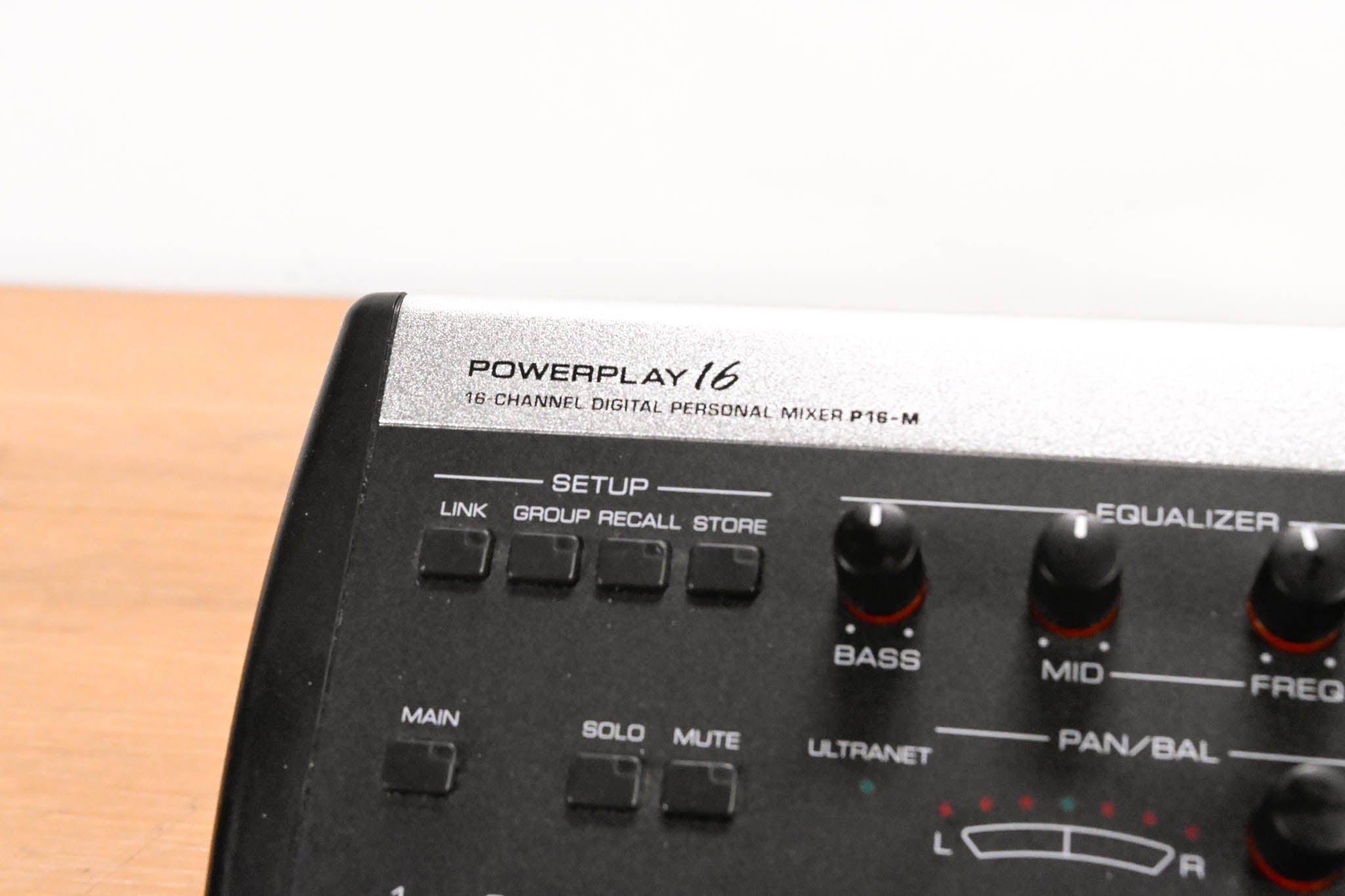 Behringer Powerplay P16-M 16-Channel Digital Personal Mixer