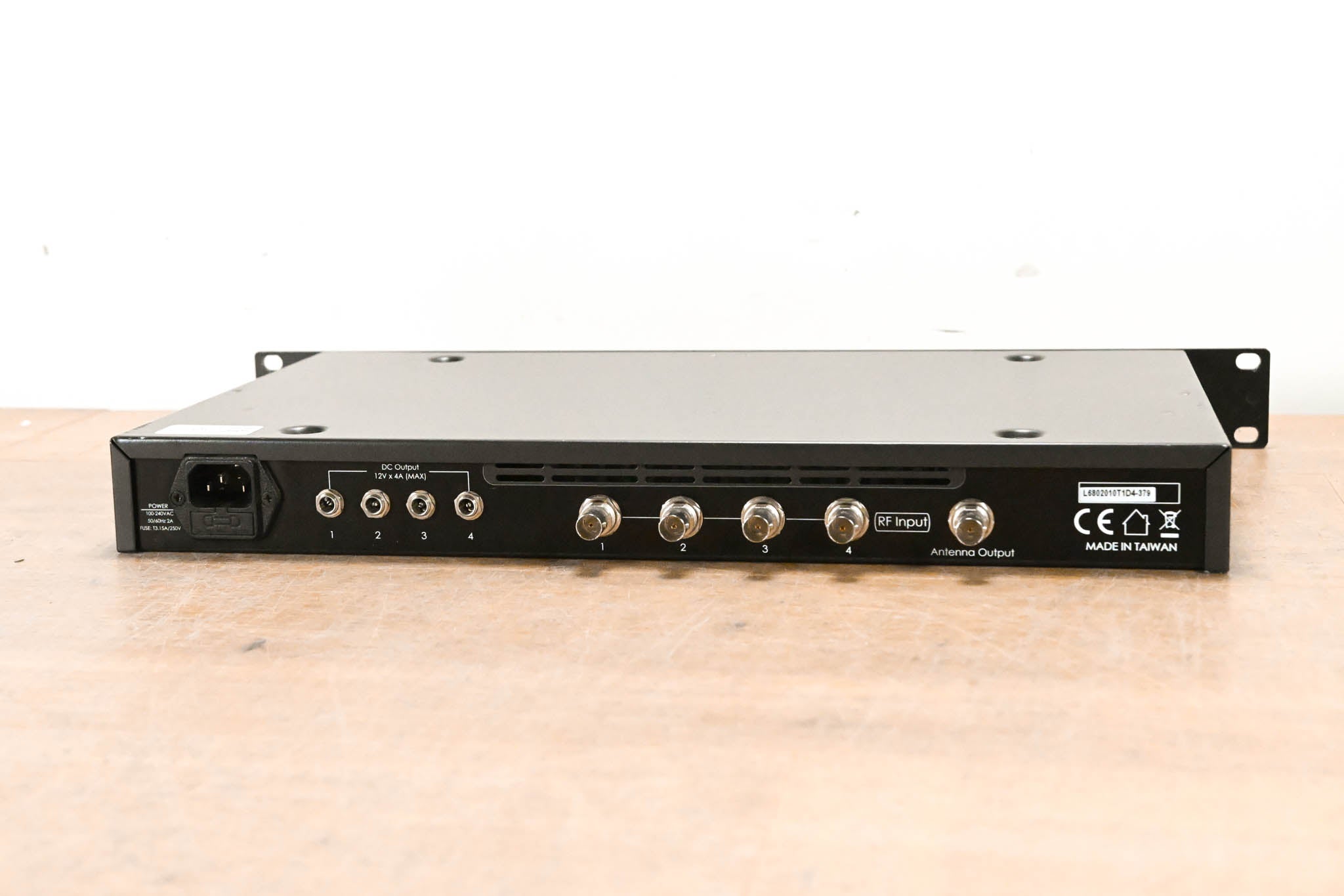 RF Venue COMBINE4 4-Channel UHF IEM Transmitter Antenna Combiner