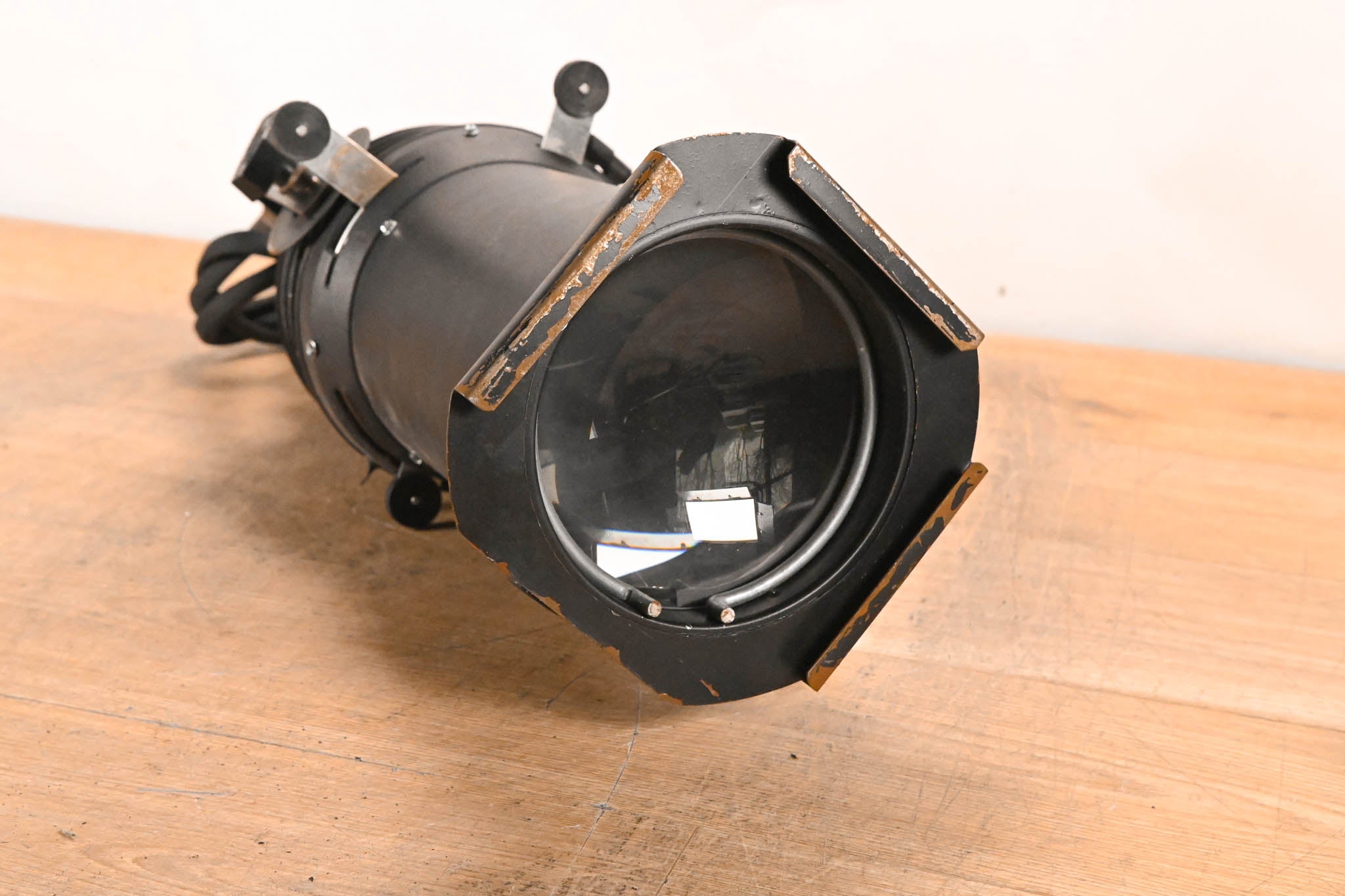 Altman 360Q 6" x 12" 750W Ellipsoidal Light