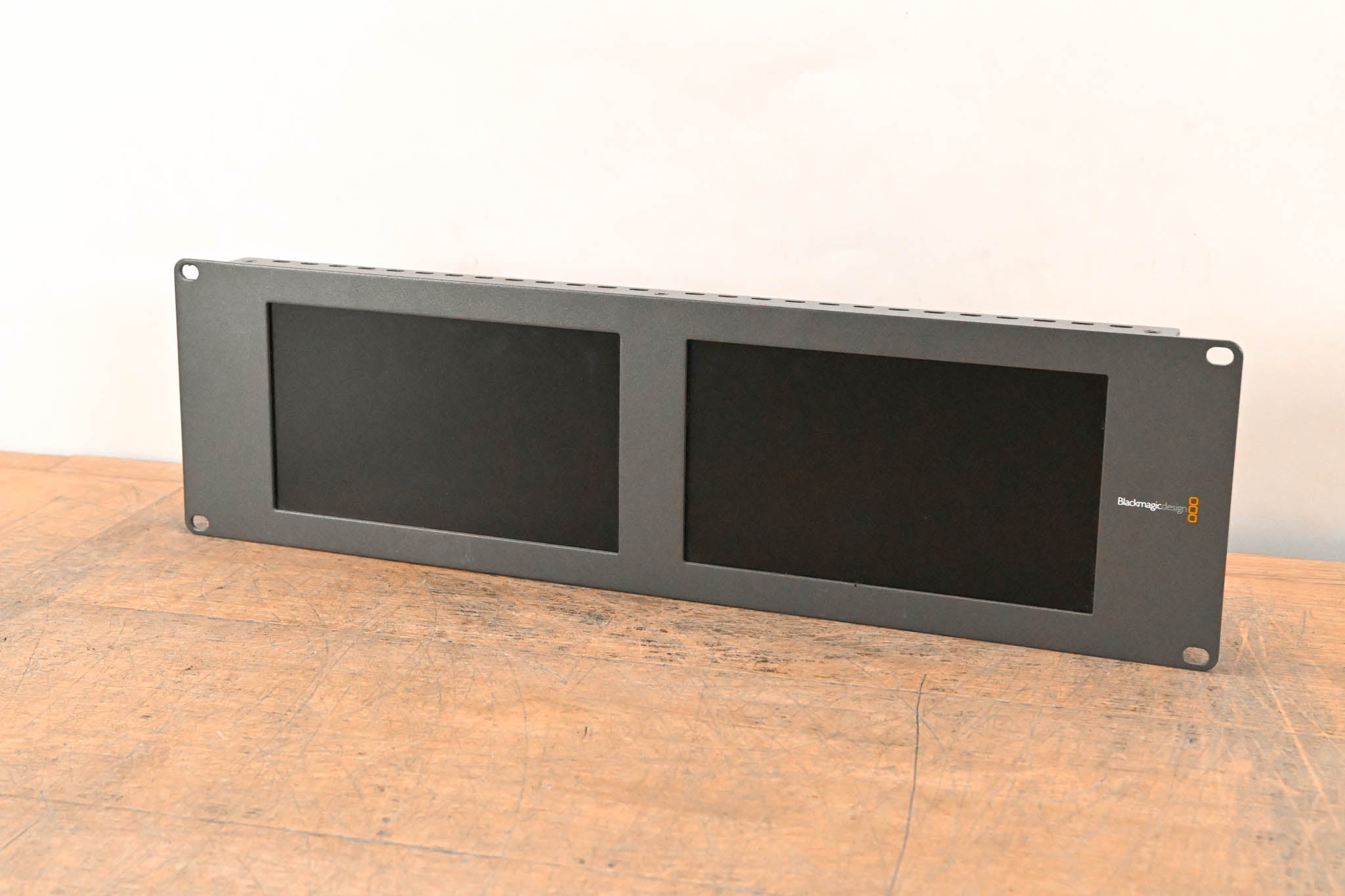 Blackmagic Design Smartview Duo 2 Dual 8" LCD Monitors (NO POWER SUPPLY)