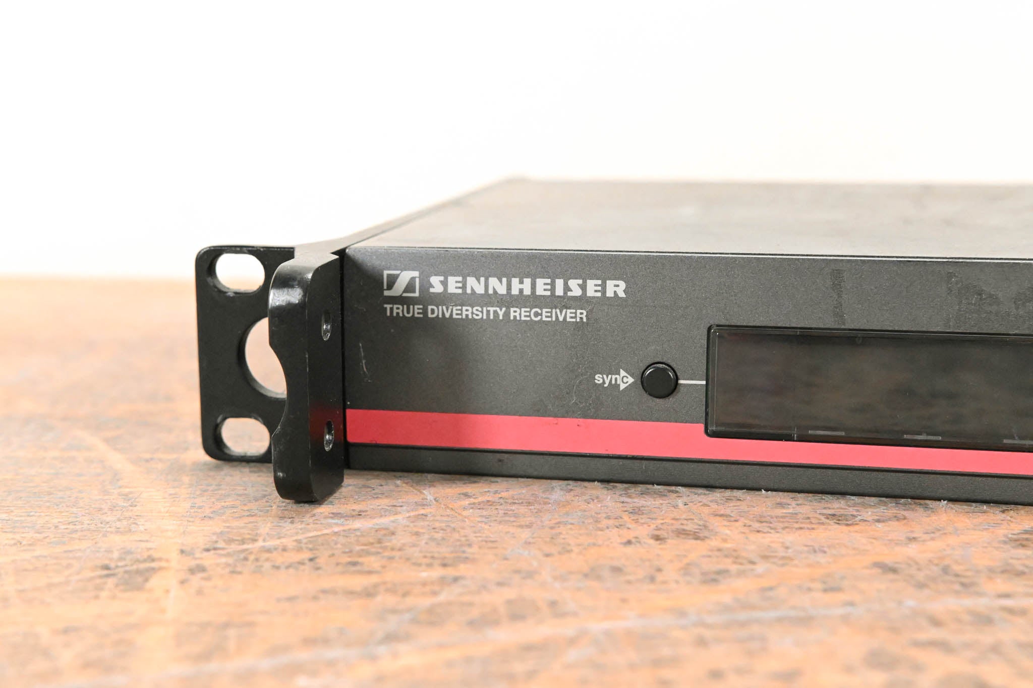 Sennheiser EM 100 G3 Wireless Receiver - 516-558 MHz (NO POWER SUPPLY)