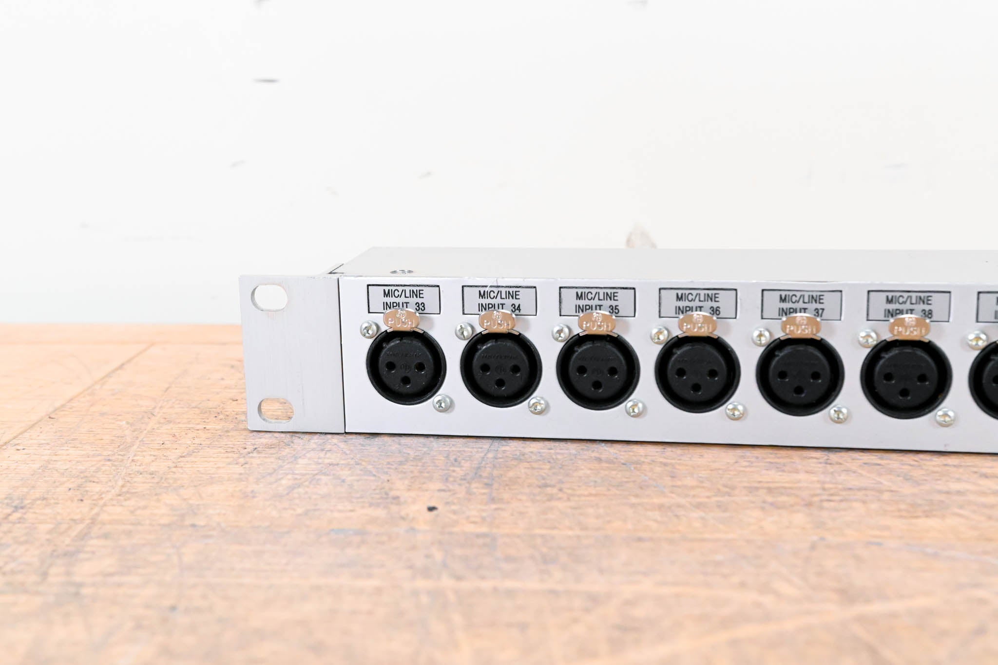 Studer D21m Modular I/O - 16x Mic/Line Inputs to 4x DB25 Connectors