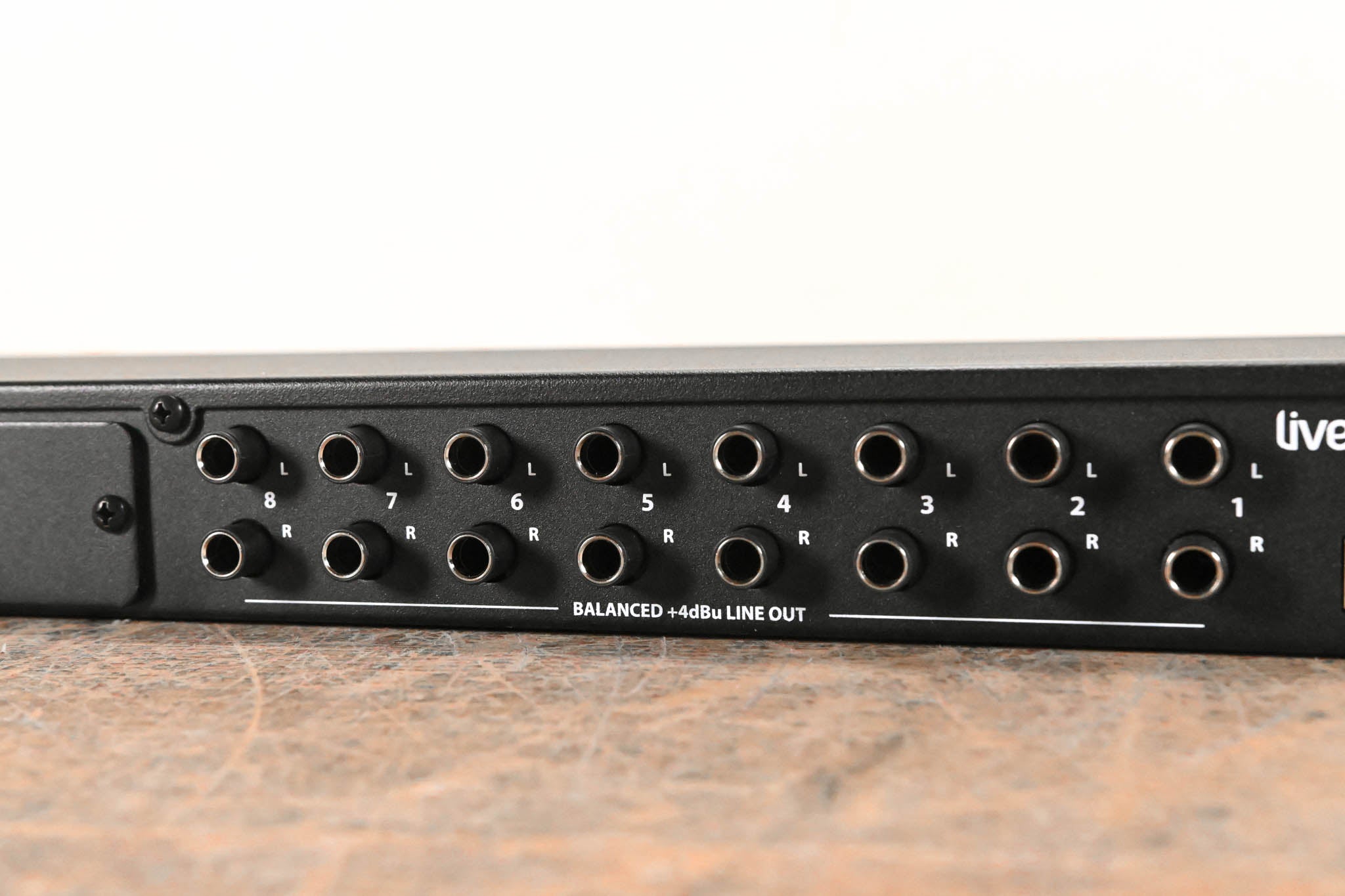 Digital Audio Labs Livemix DA-816 8-Channel Analog Output Unit