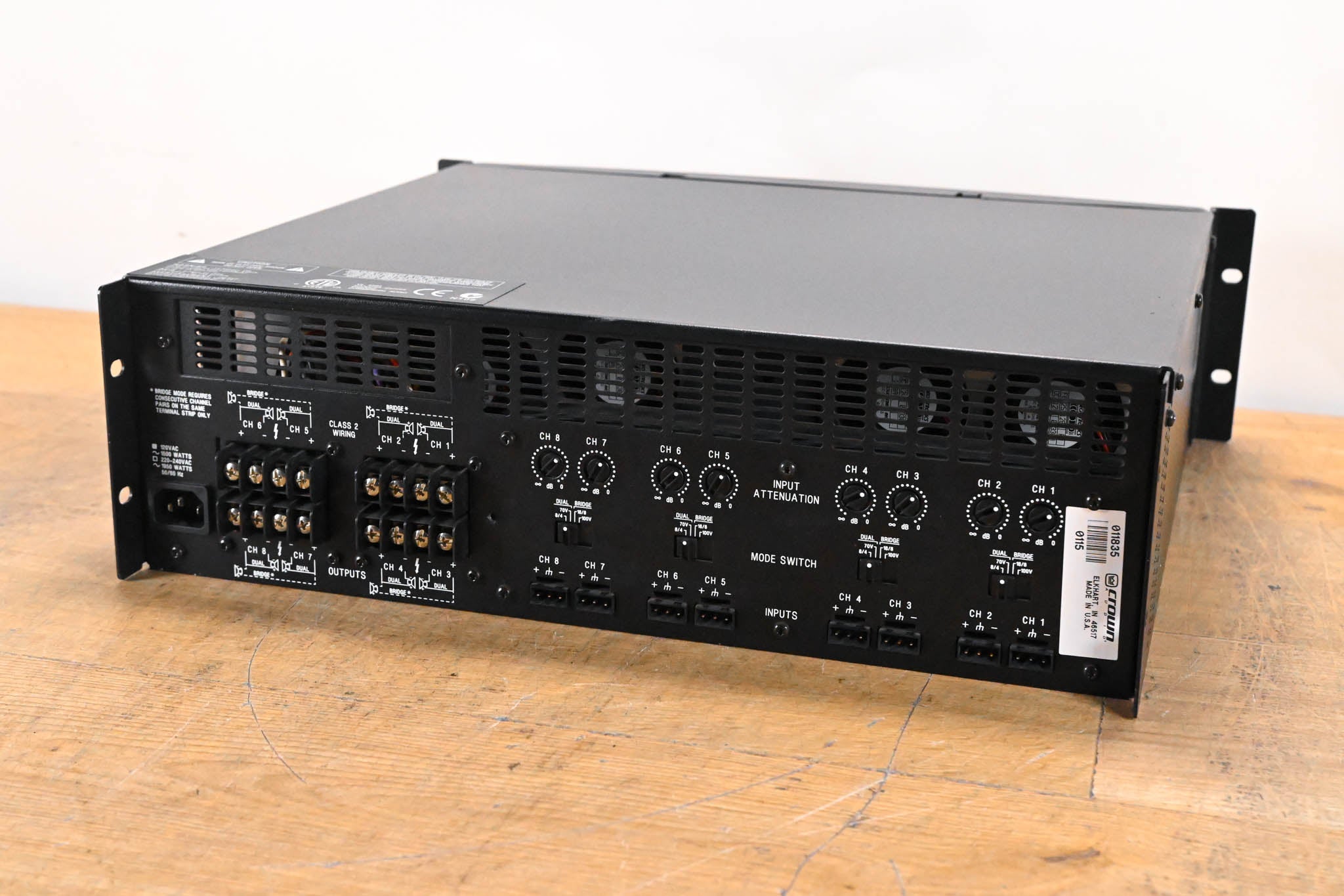Crown CTs 8200 200W 8-Channel Power Amplifier