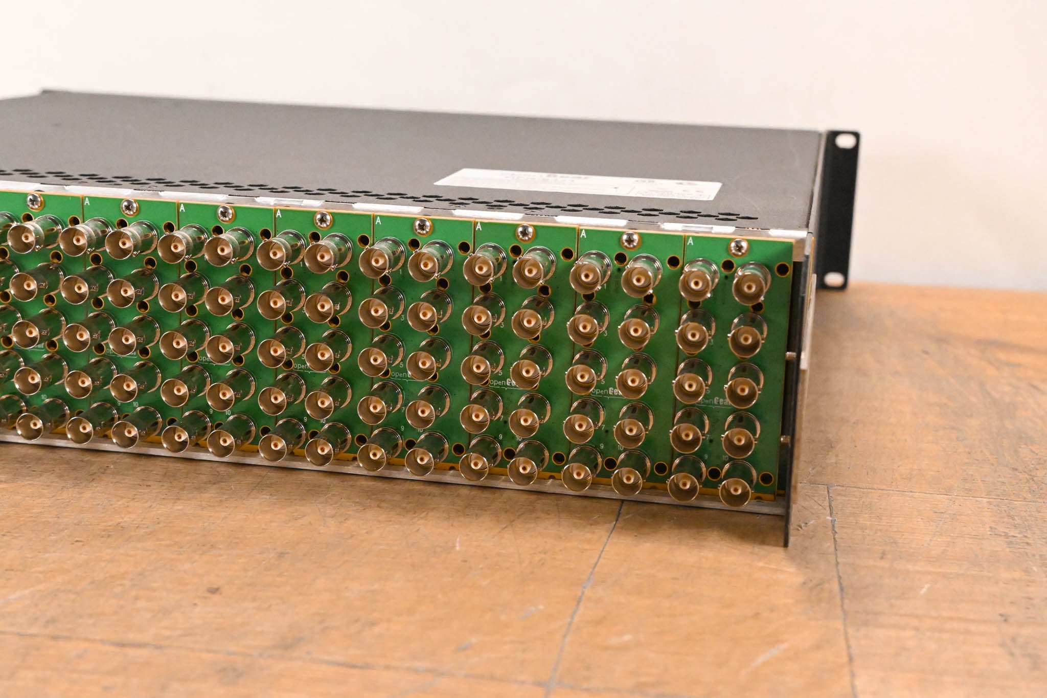 Ross DFR-8321 OpenGear 2RU Module Frame with Cards