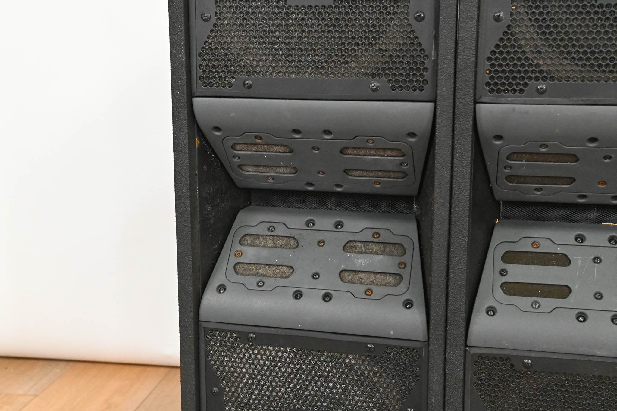 JBL VT4887 Compact Bi-Amplified 3-Way Line Array Element (PAIR)