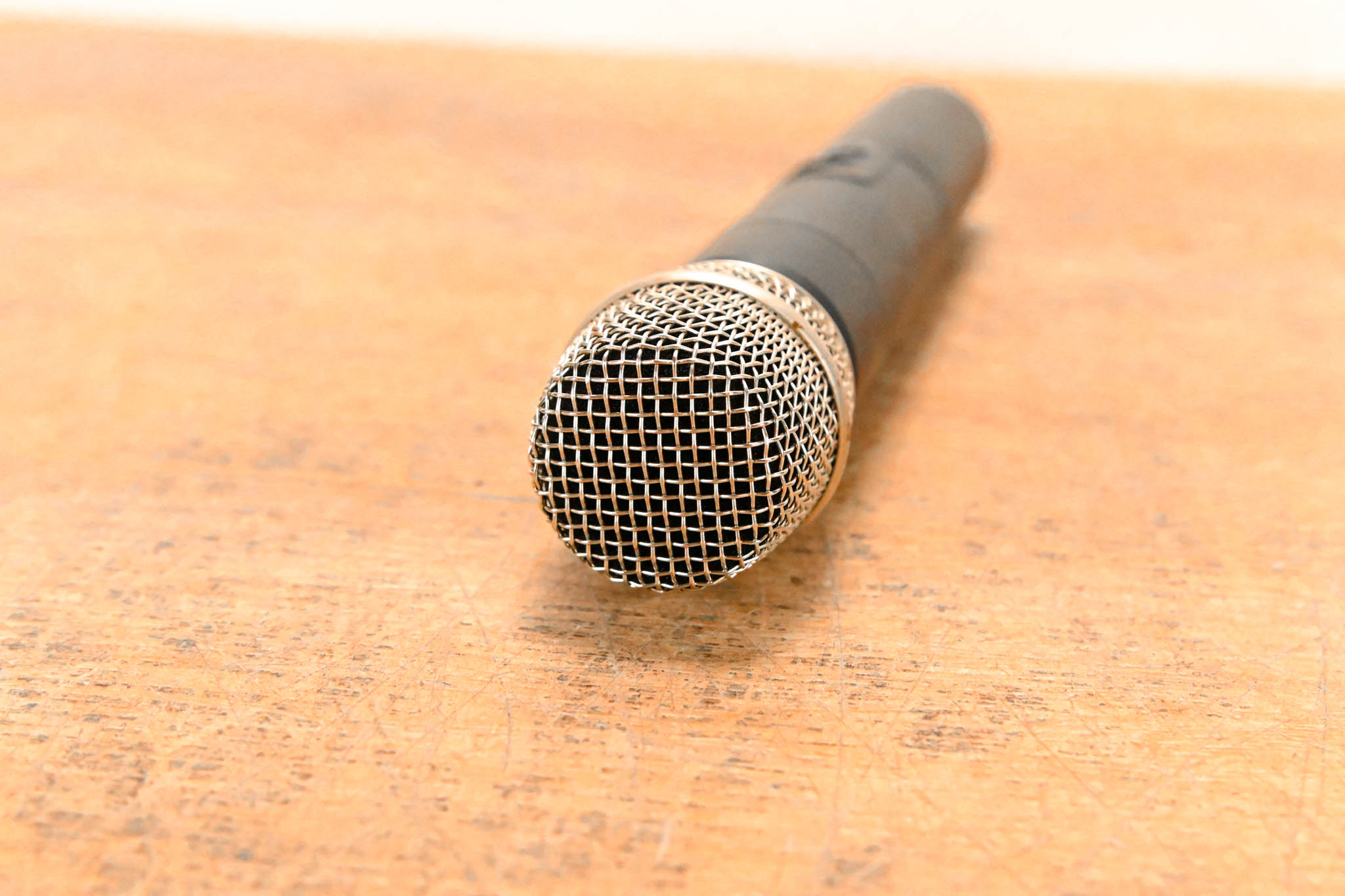 Line 6 THH12 Handheld Microphone Transmitter