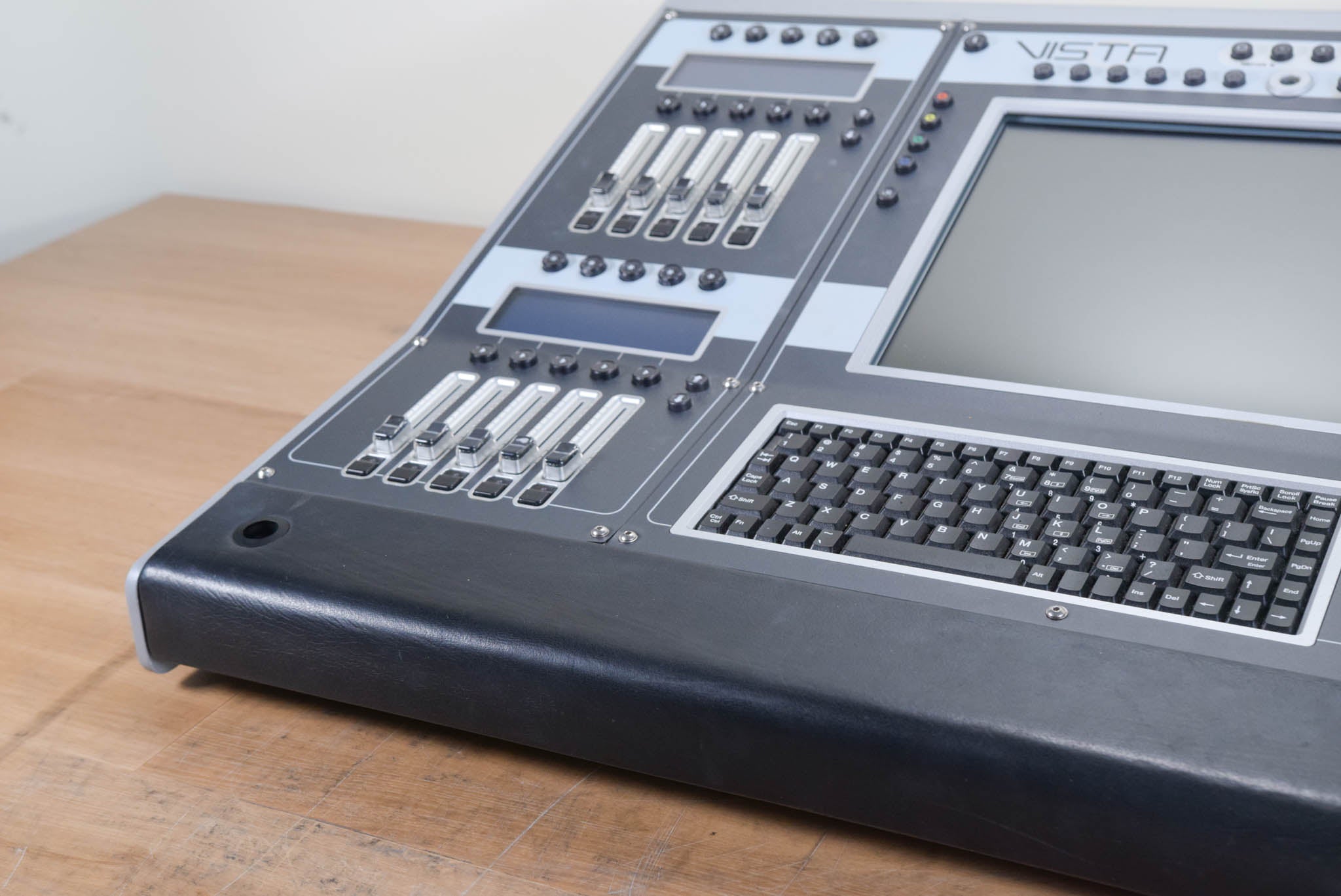 Jands Vista T2/T4 Digital Lighting Console