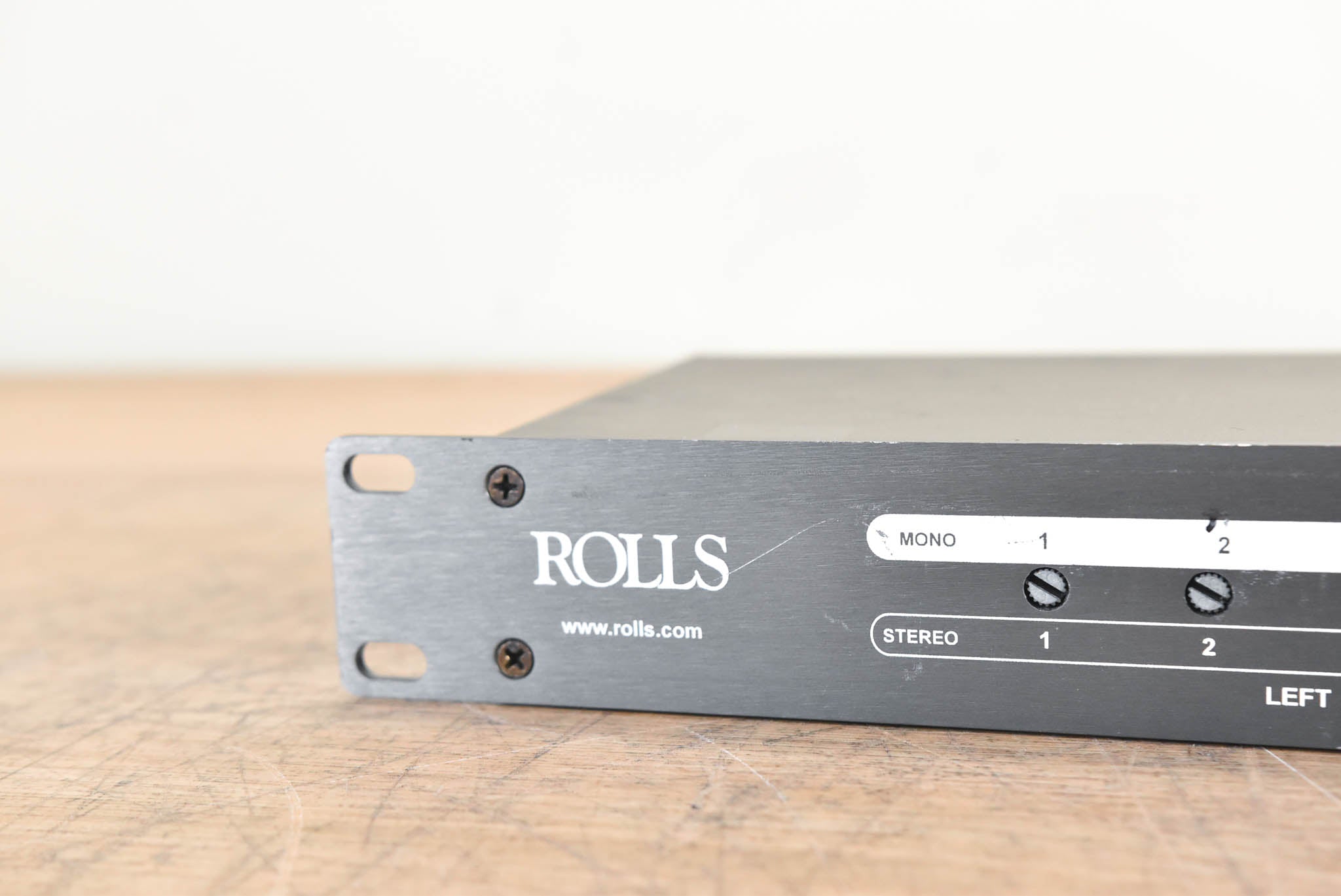 Rolls RA63B 8-Channel Distribution Amplifier