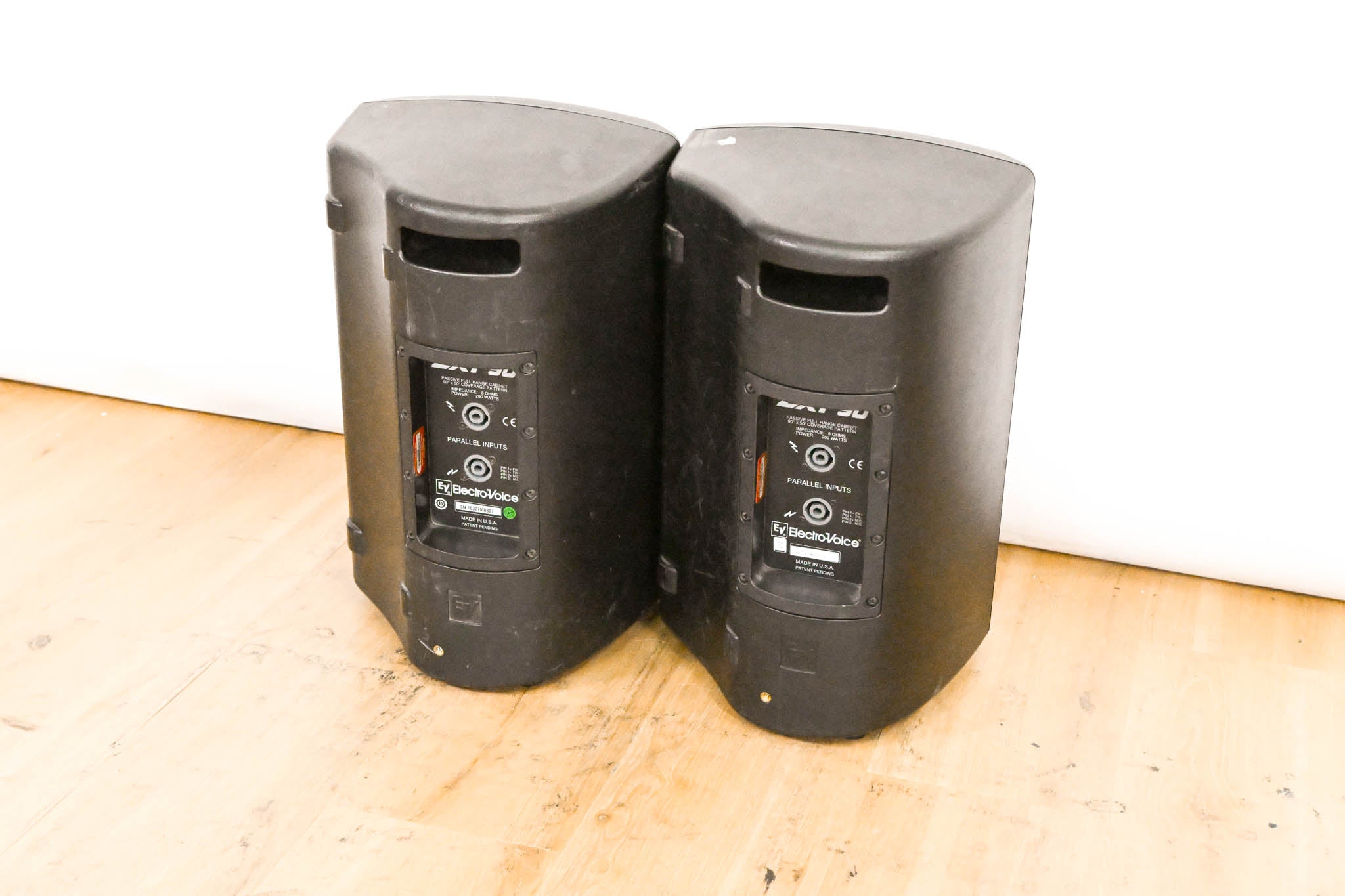 Electro-Voice (EV) ZX1-90 8-inch Two-Way Passive Loudspeaker (PAIR)