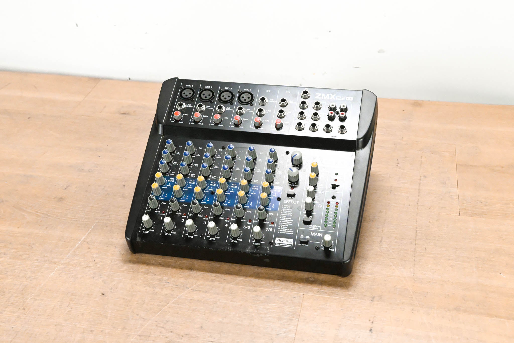 Alto Zephyr Series ZMX122FX 8-Channel Compact Mixer w/ Effects (NO PSU)