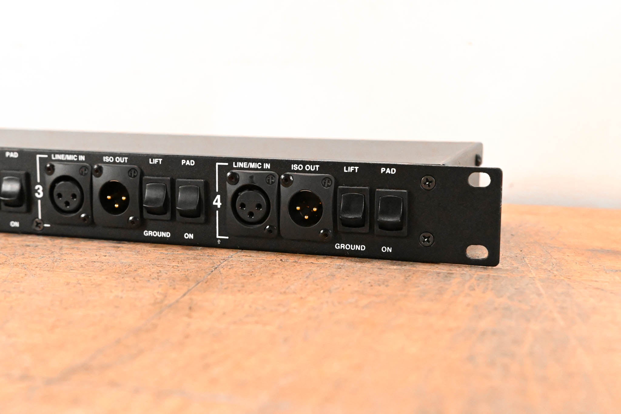 Horizon MS-4 4-Channel Rackmount Mic Splitter