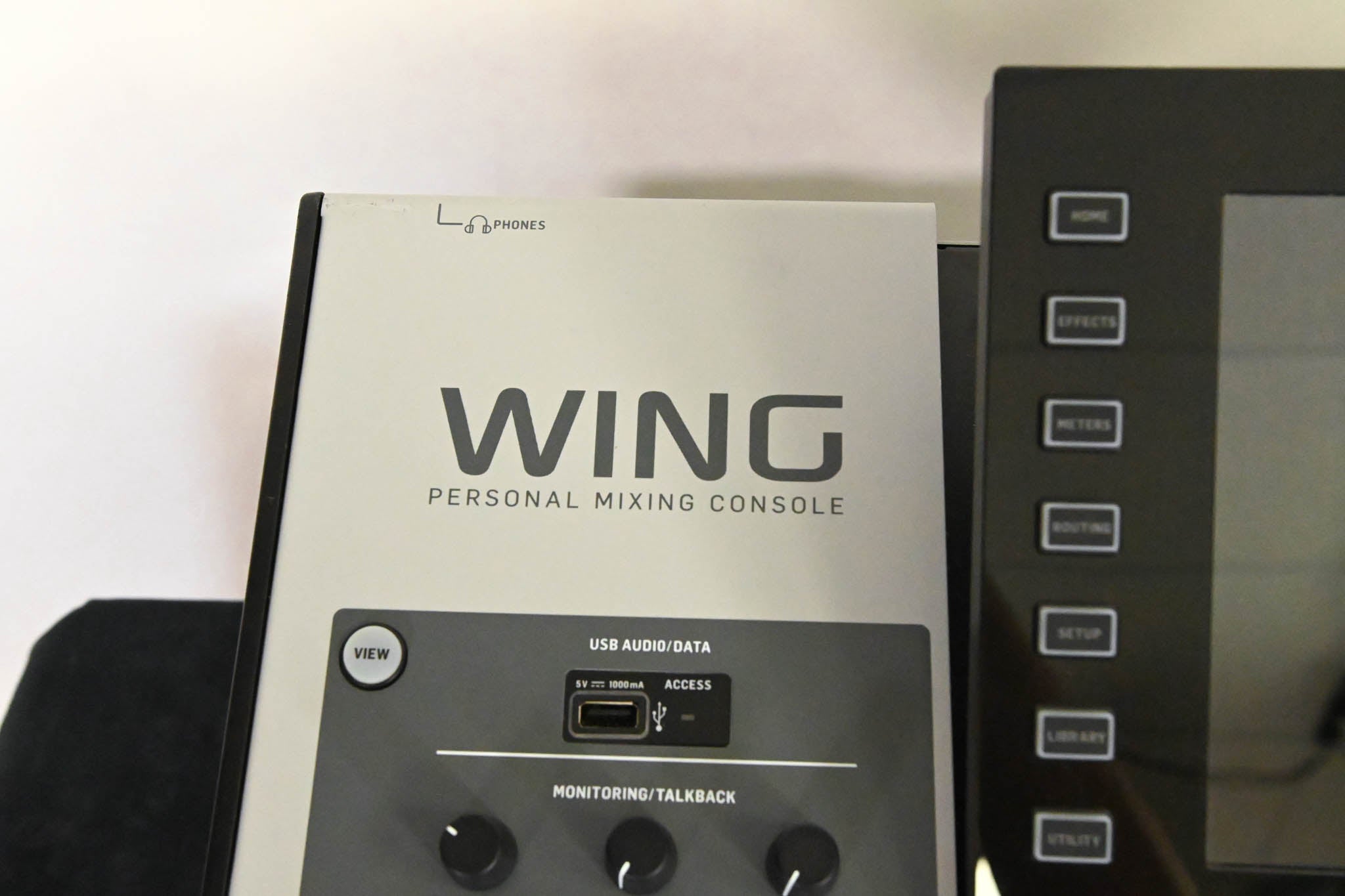 Behringer WING 48-Channel Digital Mixer with Road Case