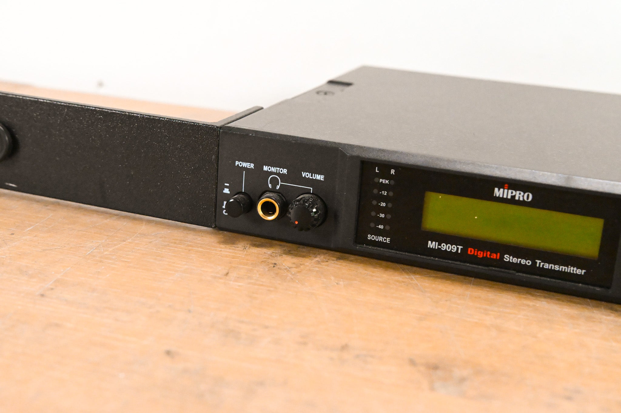 Mipro MI-909T/R Digital IEM System - 5E Range: 480-544 MHz (NO PSU)