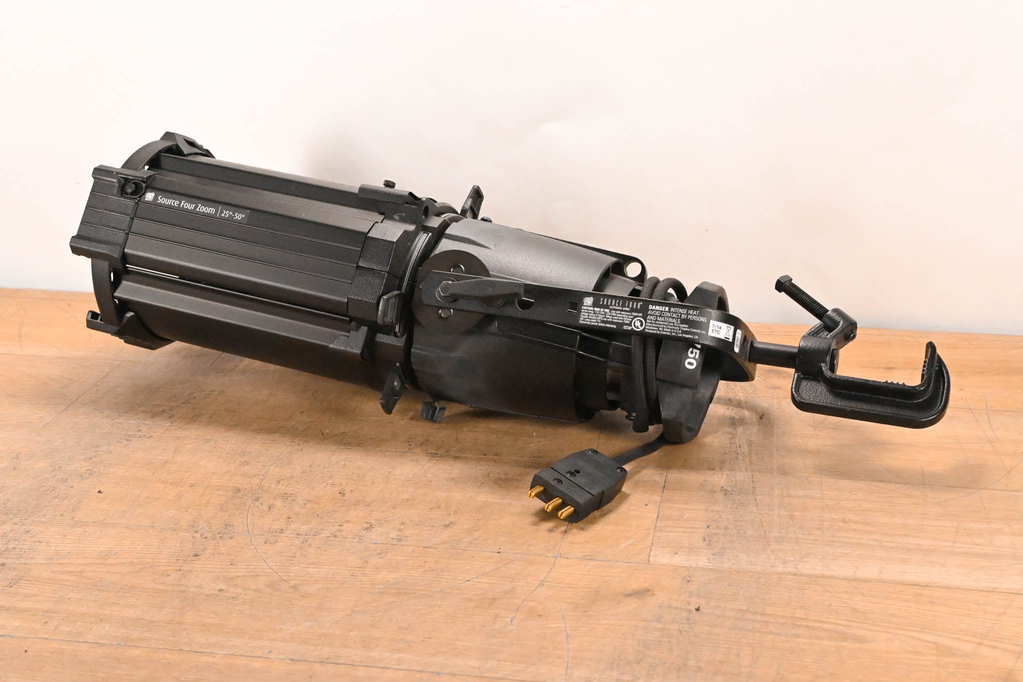 ETC Source Four Zoom 25-50 Degree 750 Ellipsoidal Light