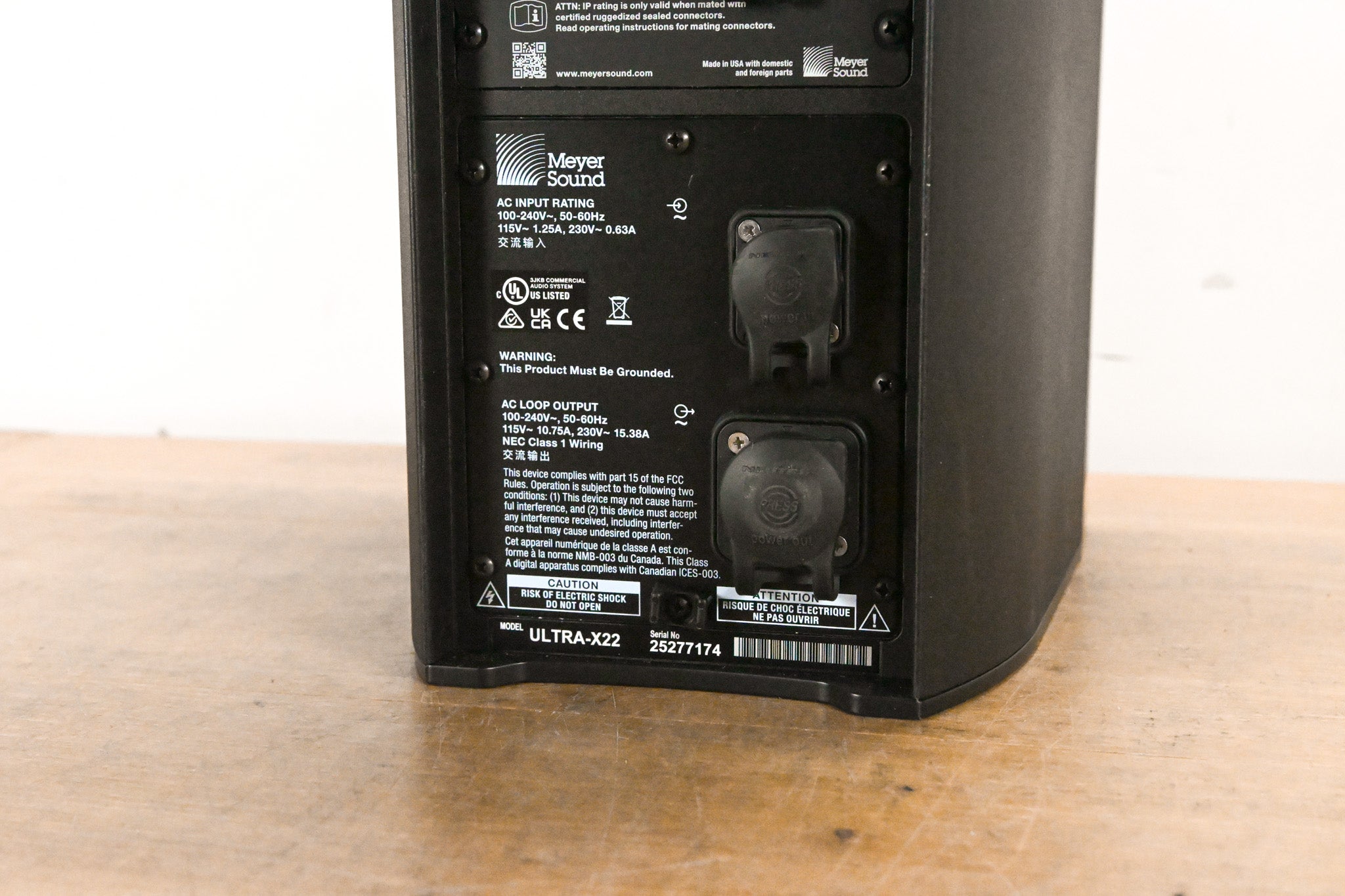 Meyer Sound Ultra-X22 Narrow Coverage Speaker (PAIR) w/ 3M Digital Input