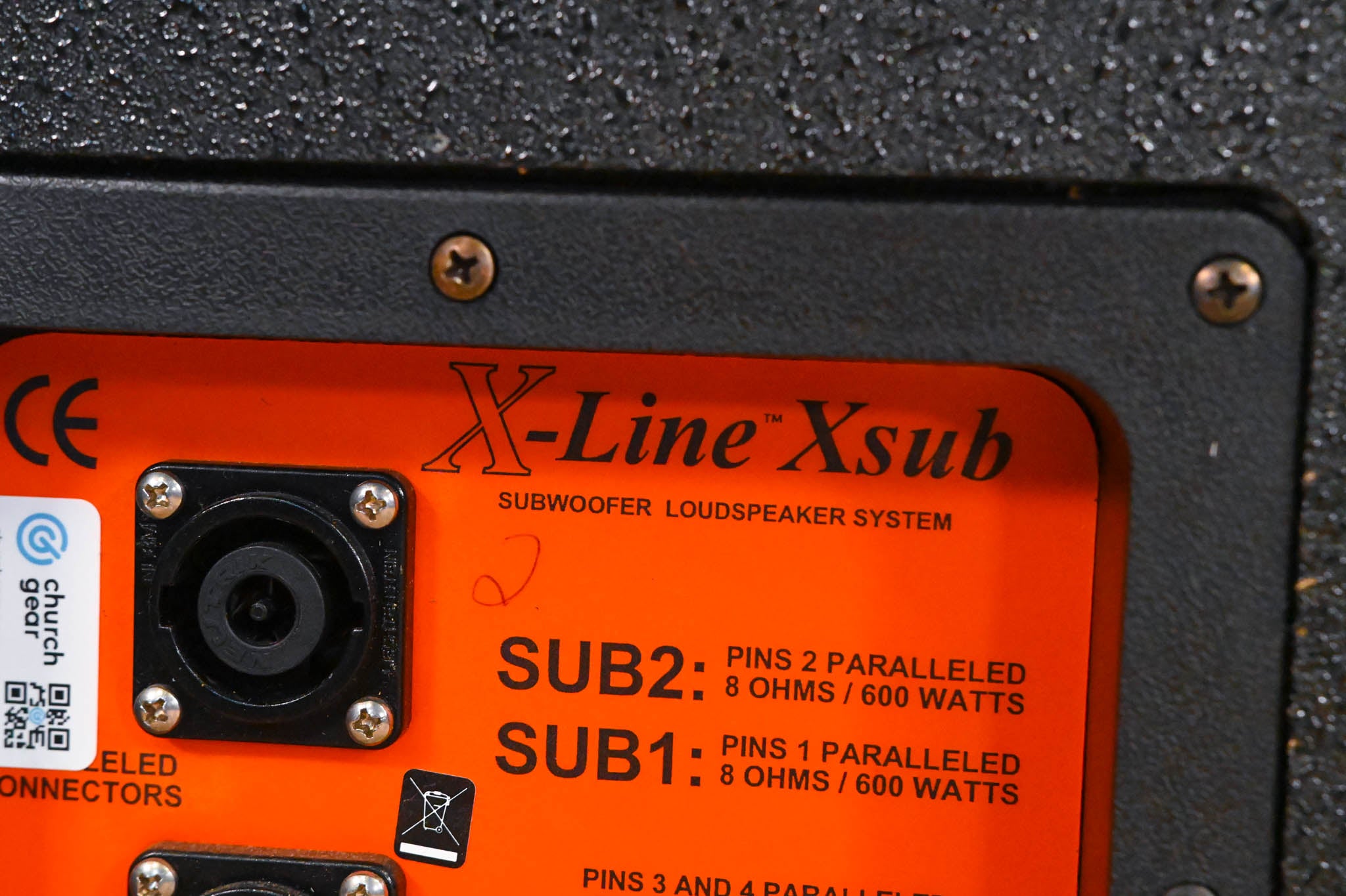 Electro-Voice (EV) Xsub Dual 18" 1200W Subwoofer