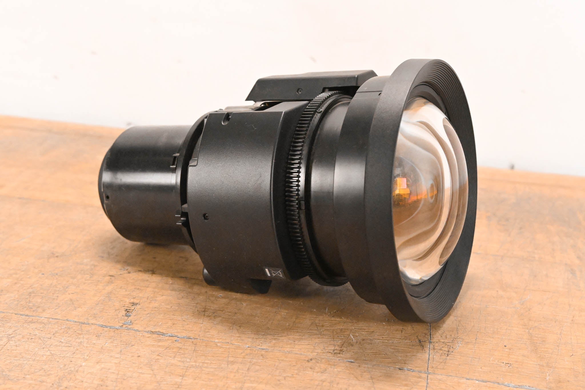 Epson ELPLU03 Wide Short Throw Zoom Lens #1