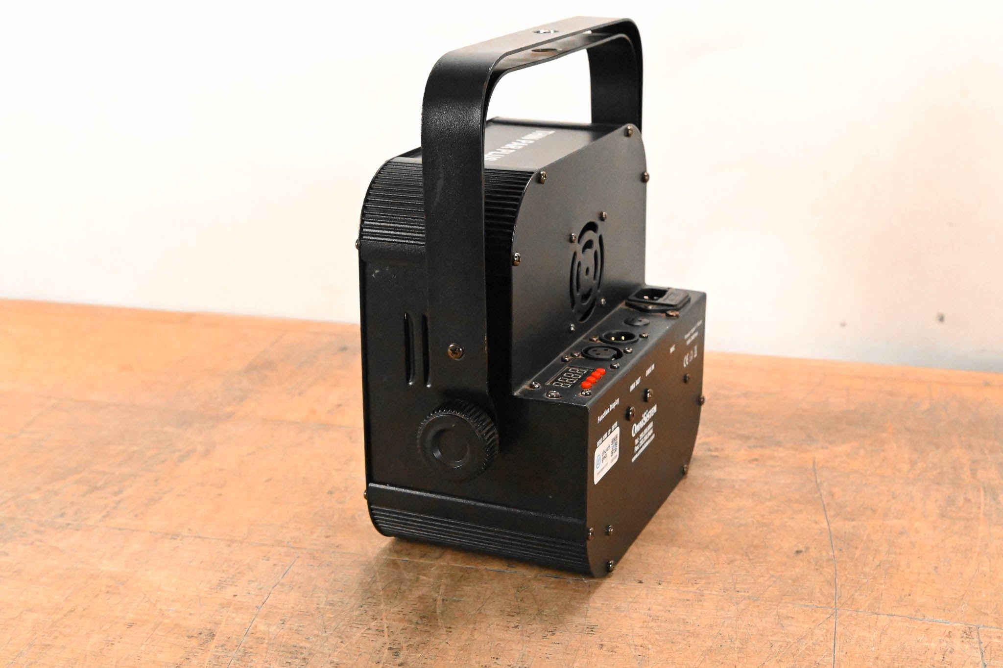 OmniSistem Thin Par Plus RGBW 6 x 10W RGBA Par Can Light