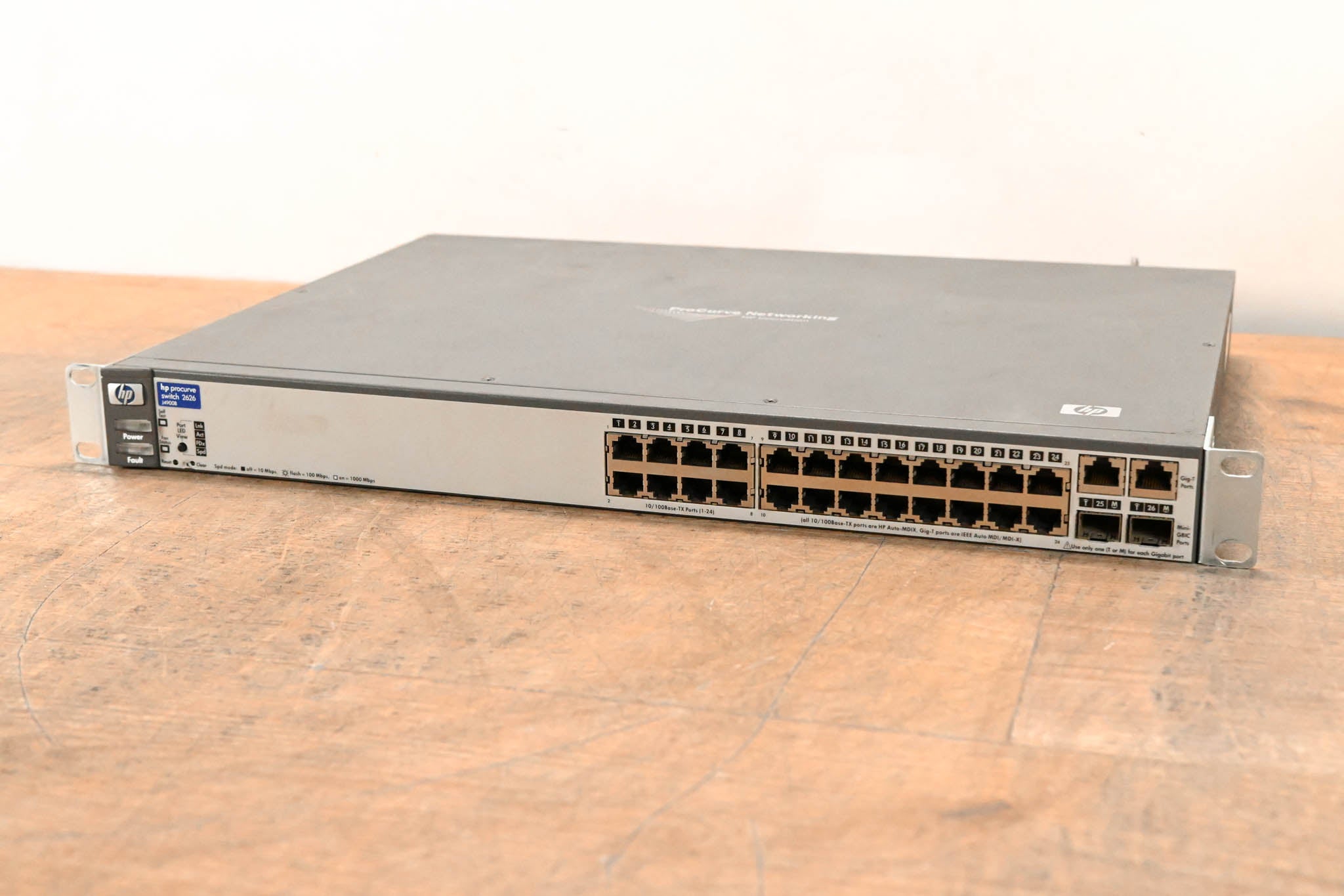 HP J4900B Procurve 2626 24-Port Managed Ethernet Switch