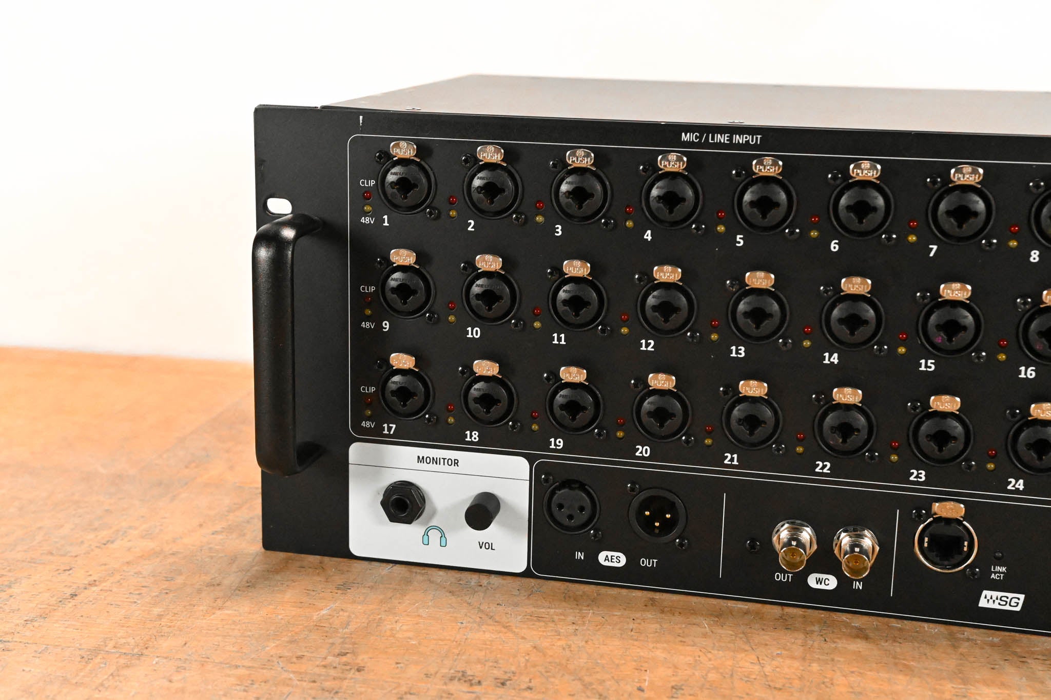 Waves SoundStudio STG-2412 3U 24x12 Stagebox for the eMotion LV1 Mixer