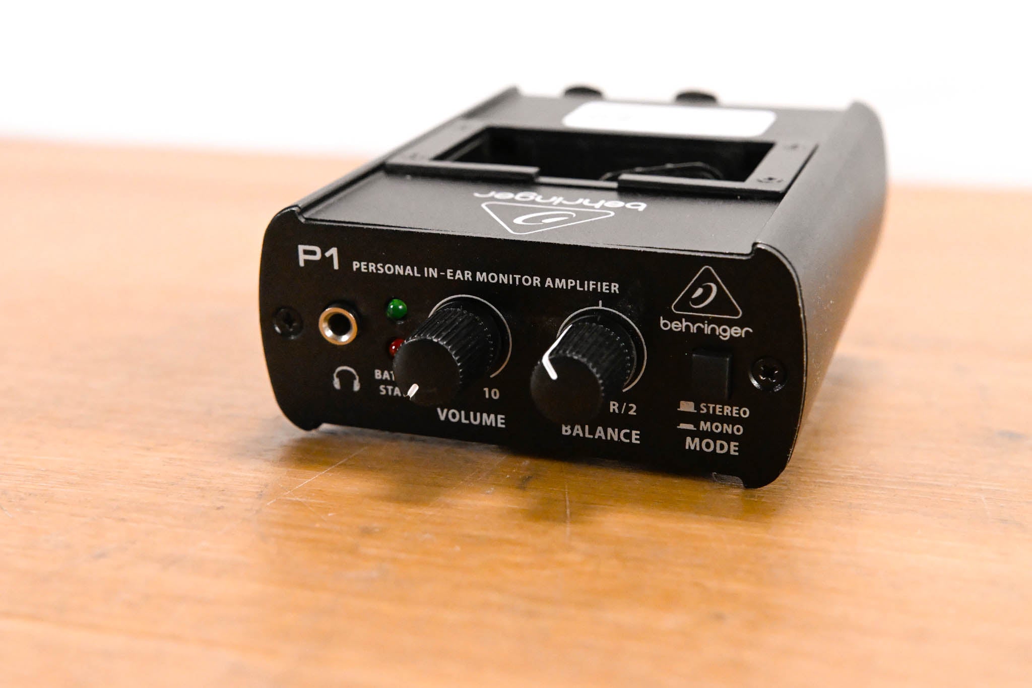 Behringer Powerplay P1 Personal In-Ear Monitor Amplifier