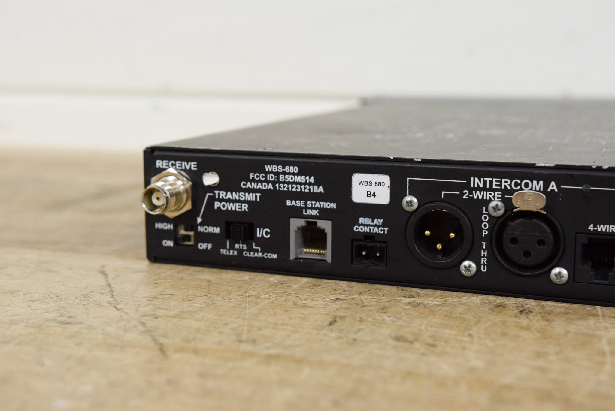 Clear-Com WBS-680 Two-channel UHF Wireless Base Station