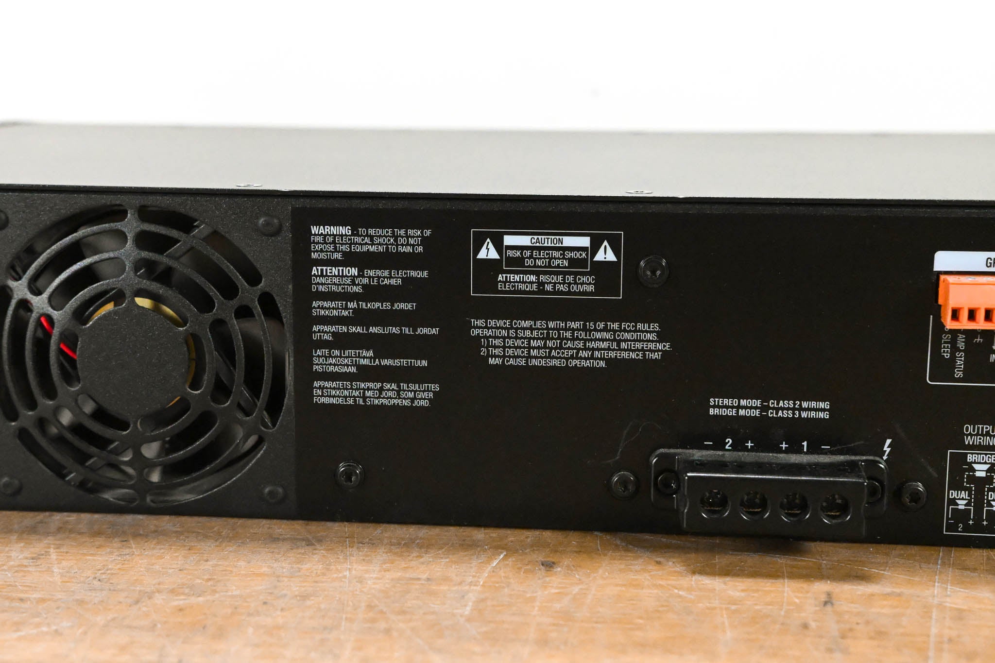 Crown CDi 2|600 2-Channel DriveCore Series Power Amplifier (600W)