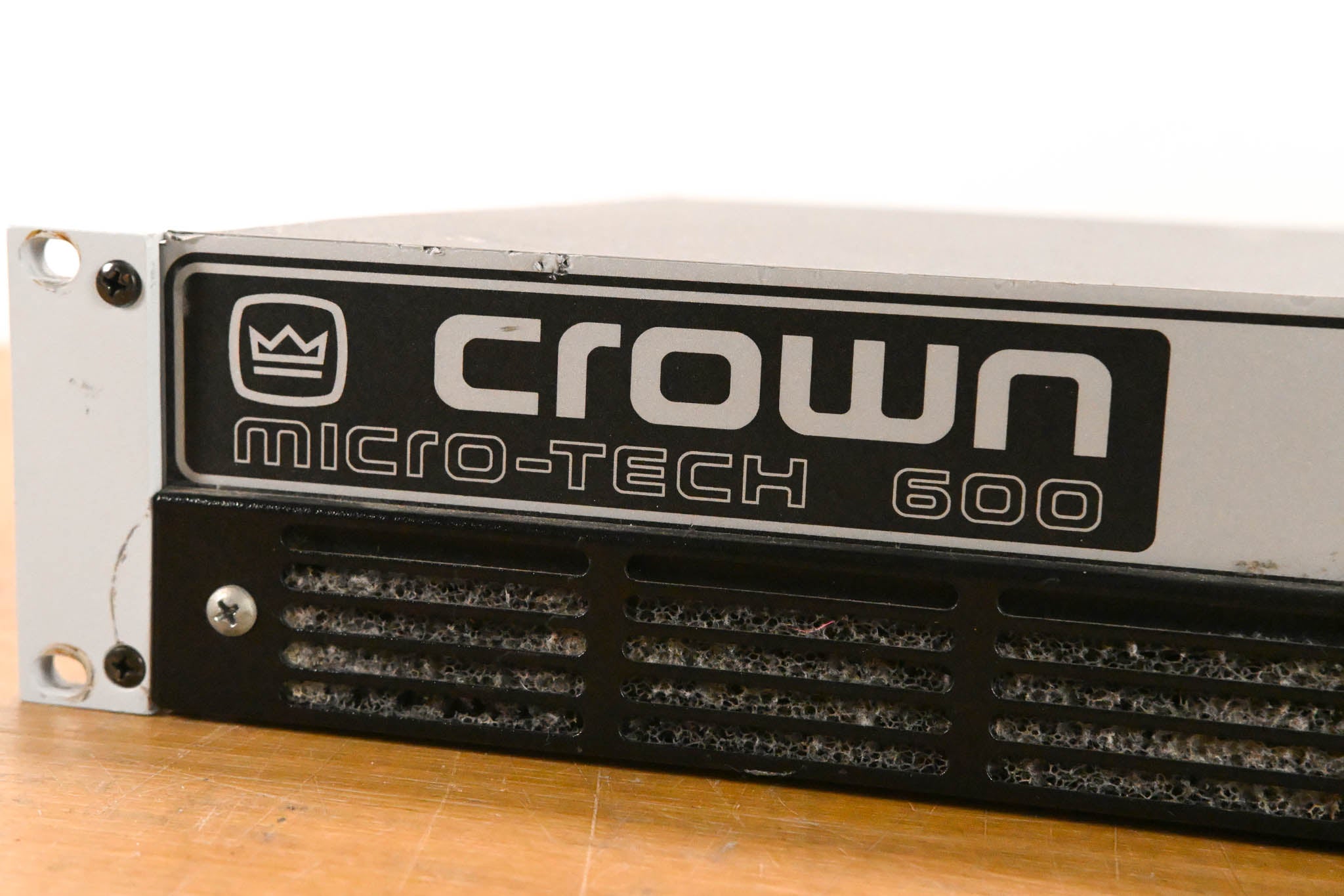 Crown Micro-Tech 600 2-Channel Power Amplifier
