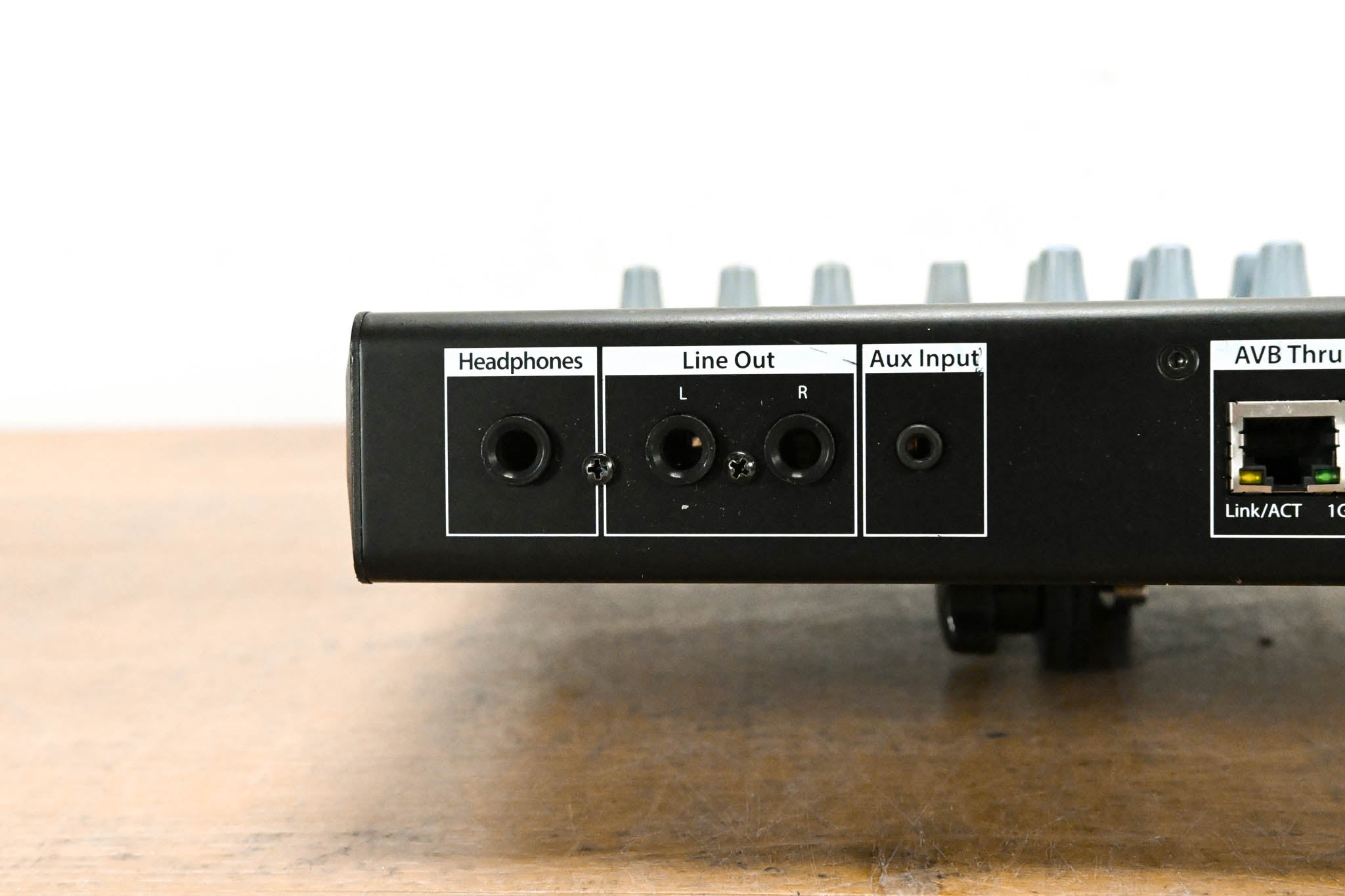PreSonus EarMix 16M 16-Channel AVB Personal Monitor Mixer