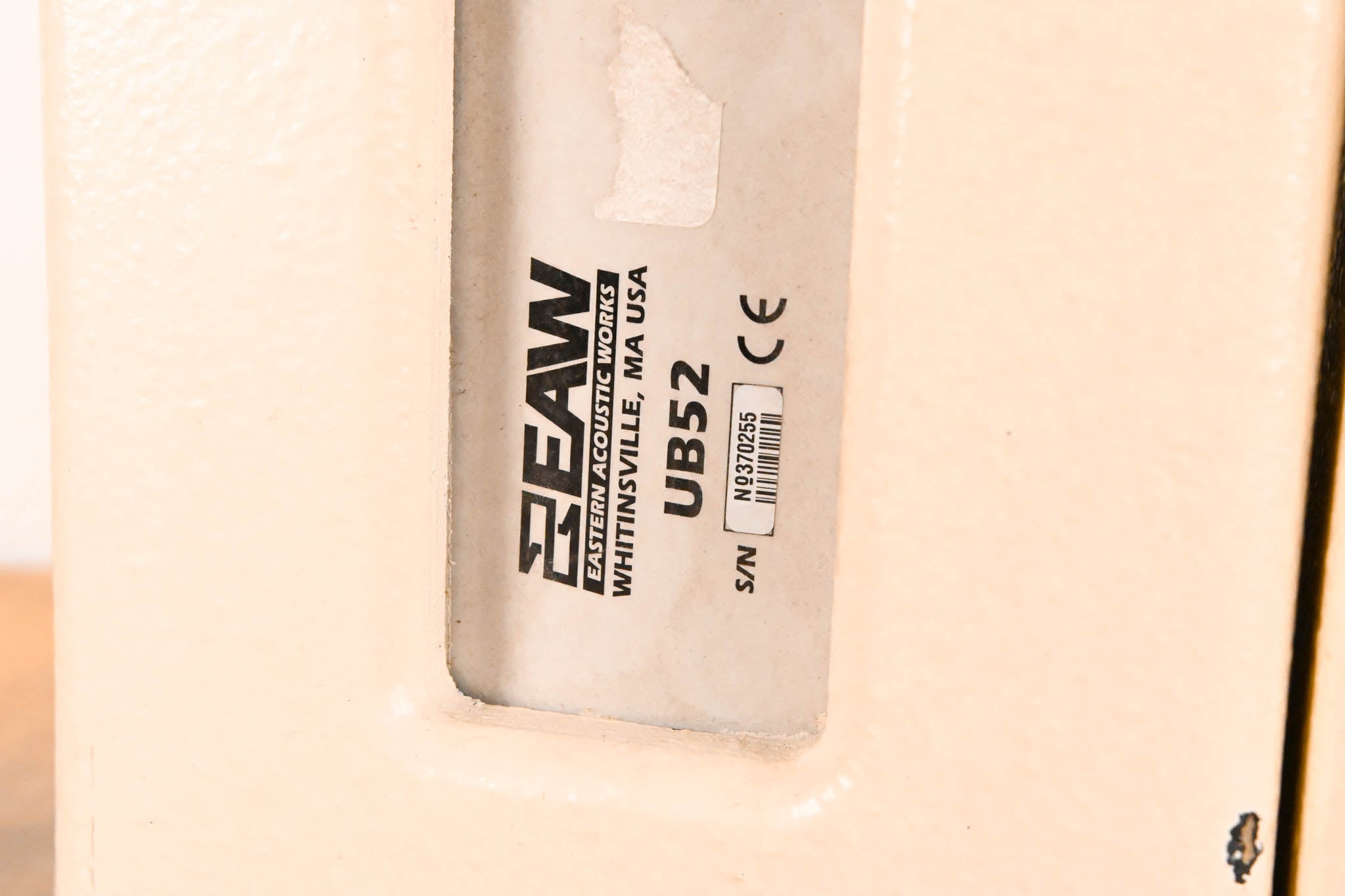 EAW UB52 Two-Way Full-Range Loudspeaker - White (PAIR)