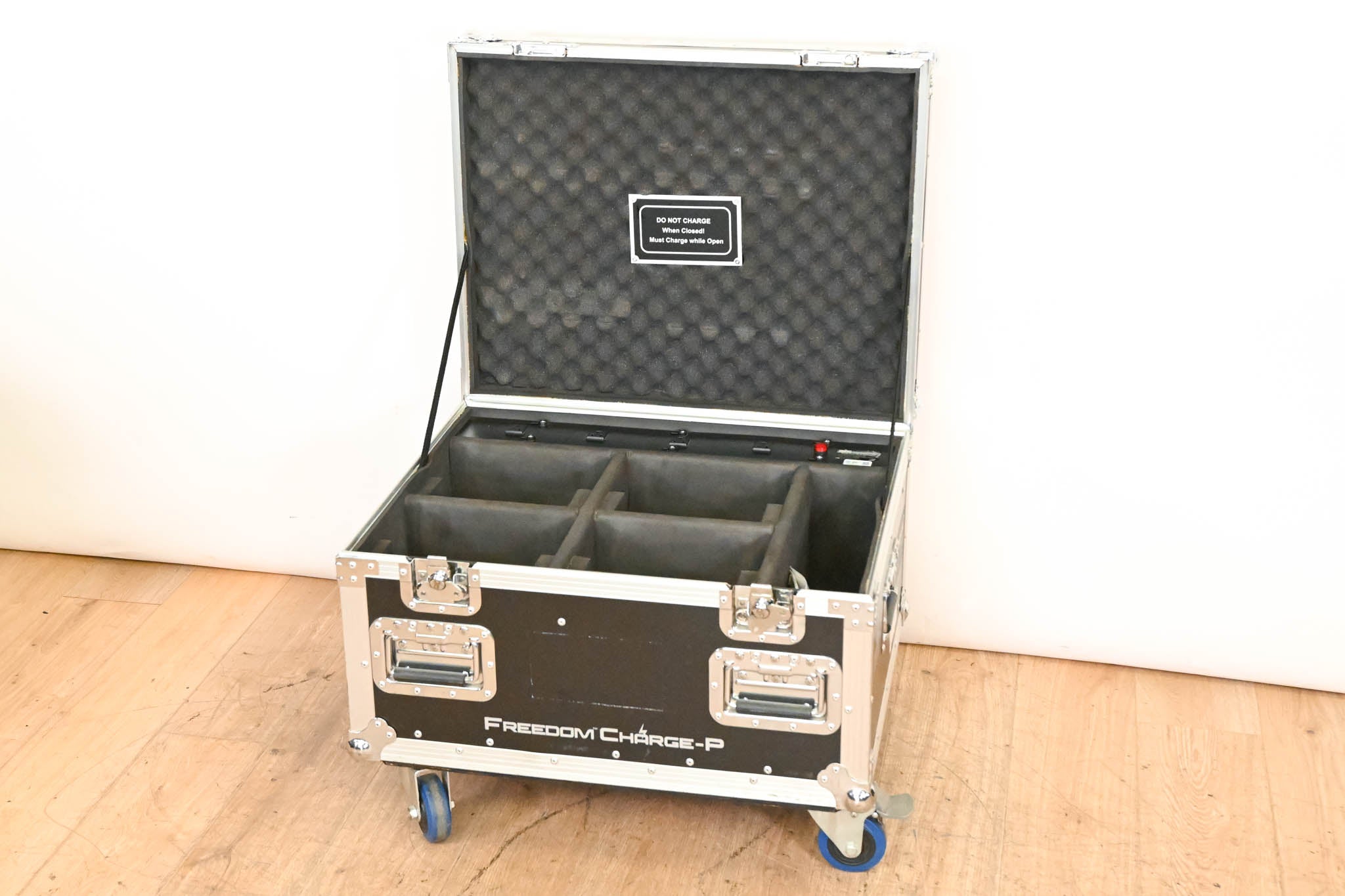 Chauvet Freedom Charge P Charging Case for Freedom Par Lighting Fixtures