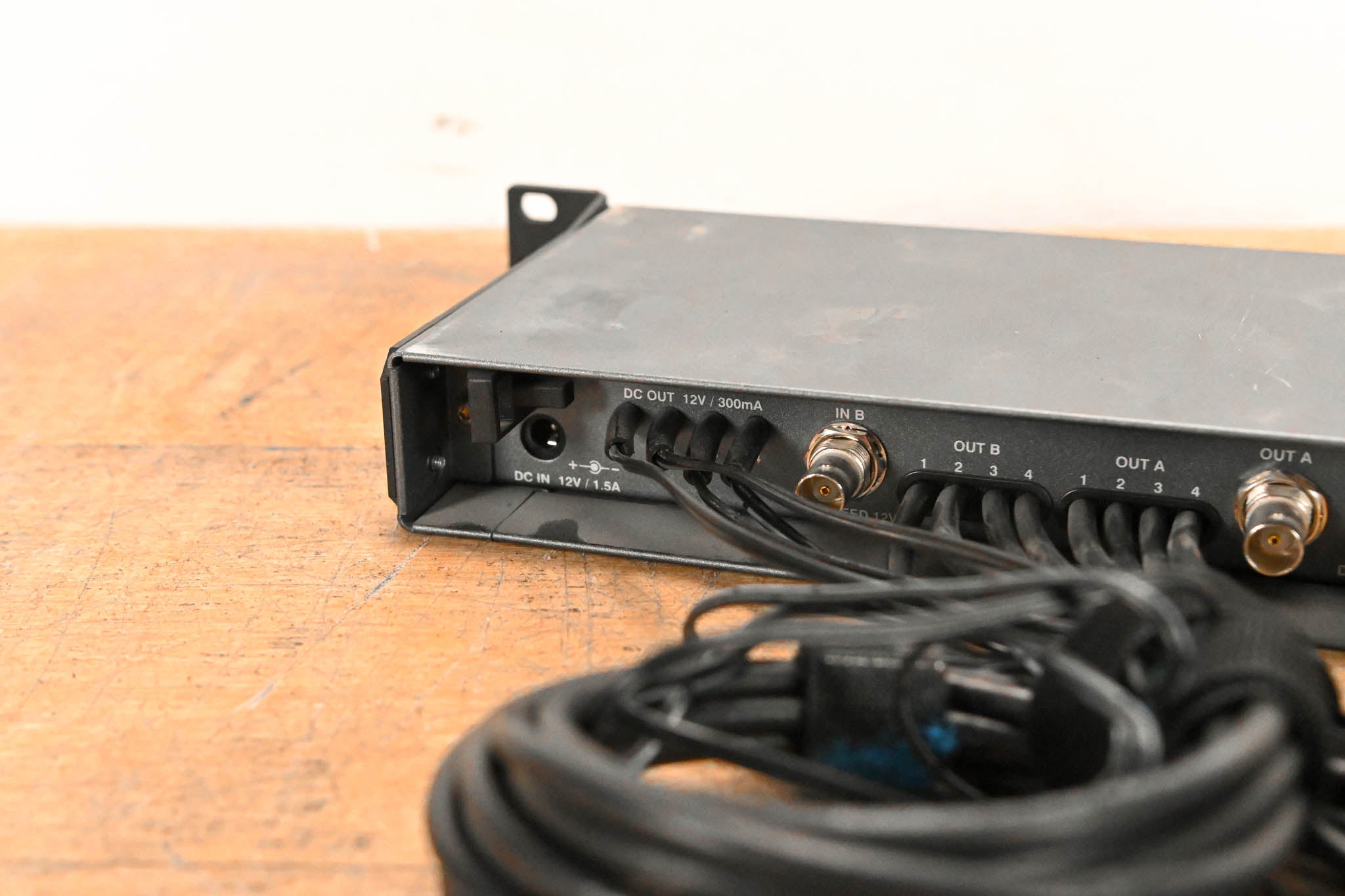Sennheiser ASP 2 Antenna and Power Distribution System (NO POWER SUPPLY)