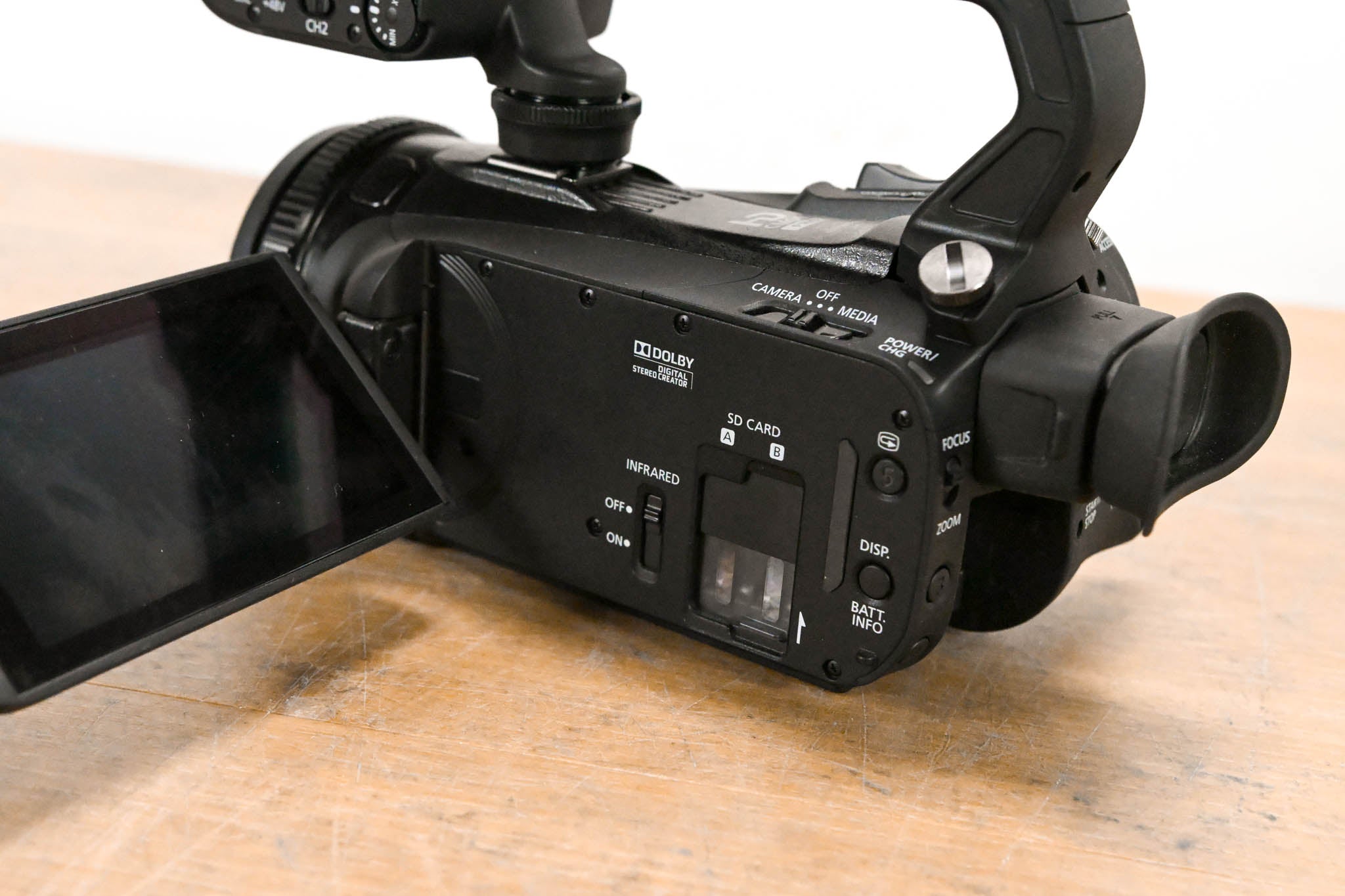 Canon XA35 HD Professional Camcorder w/ XLR Handle & HD/SD-SDI Output