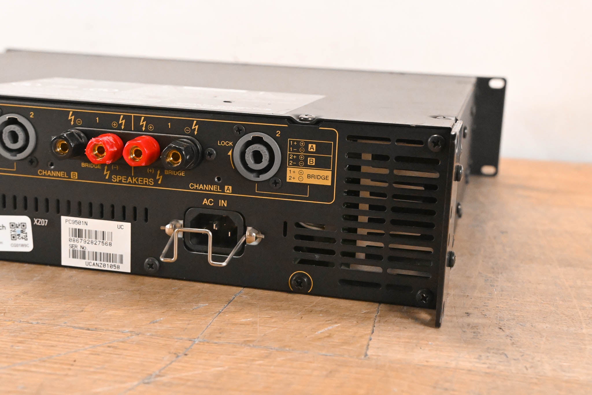 Yamaha PC9501N Two-Channel Power Amplifier