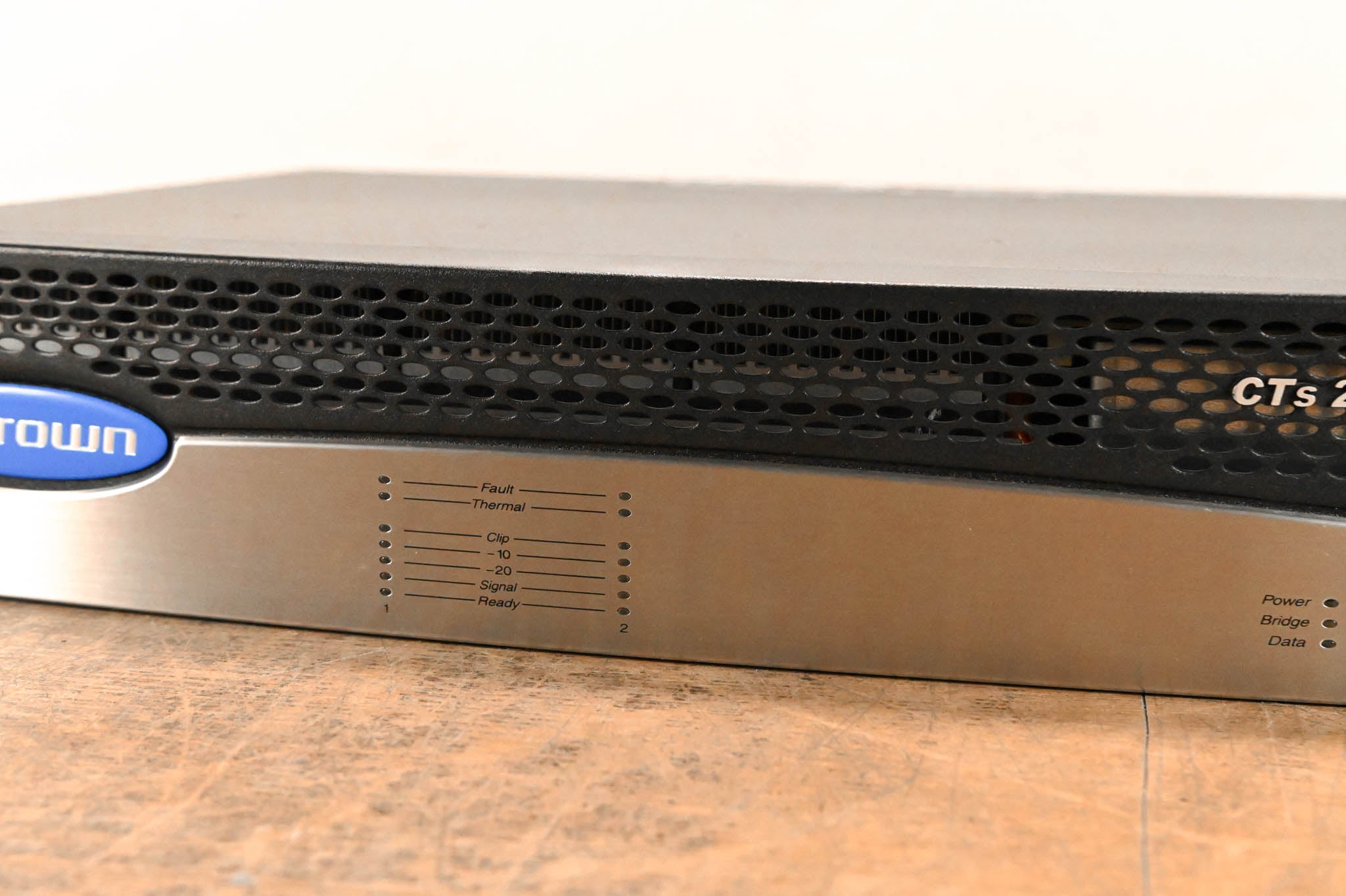 Crown CTs 2000 Two-Channel 1000W Power Amplifier