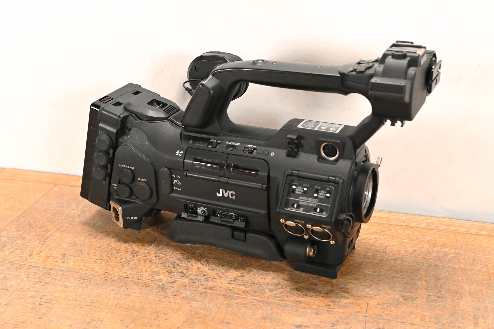 JVC GY-HM850U ProHD Compact Shoulder Mount Camera
