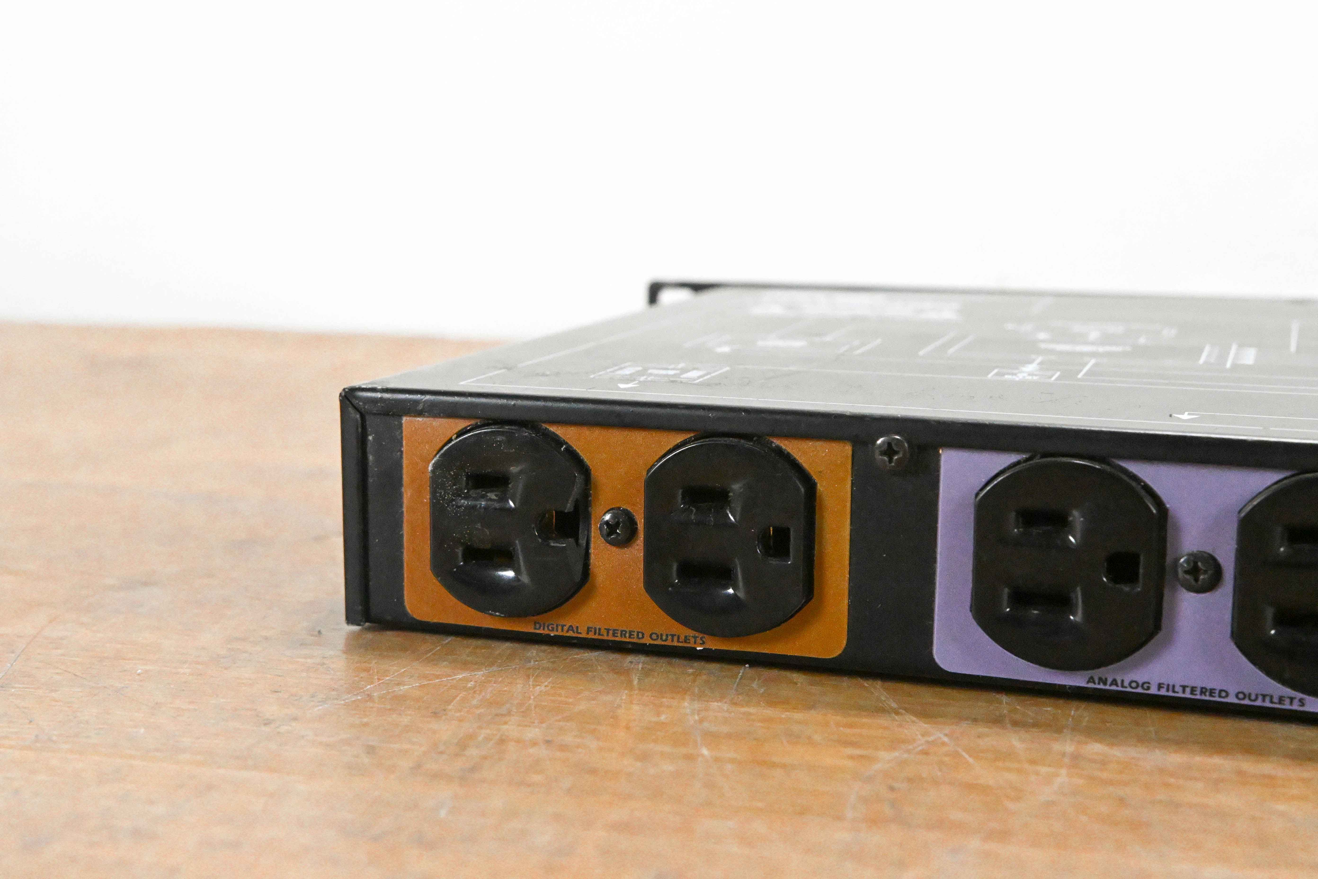 Monster Power PRO 2500 PowerCenter 10-Outlet Power Conditioner