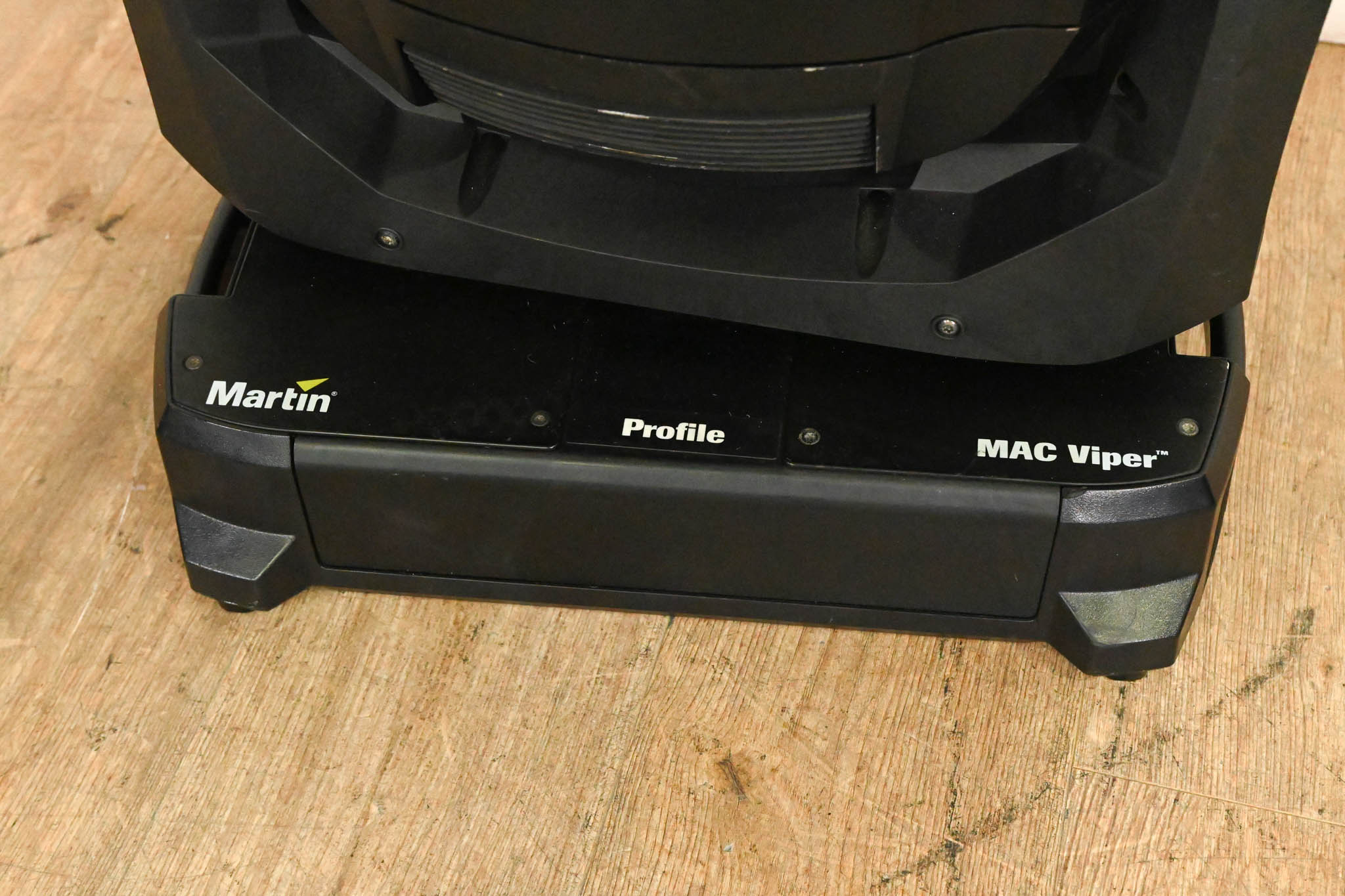 Martin MAC Viper Profile High Output Discharge-Based Moving Light