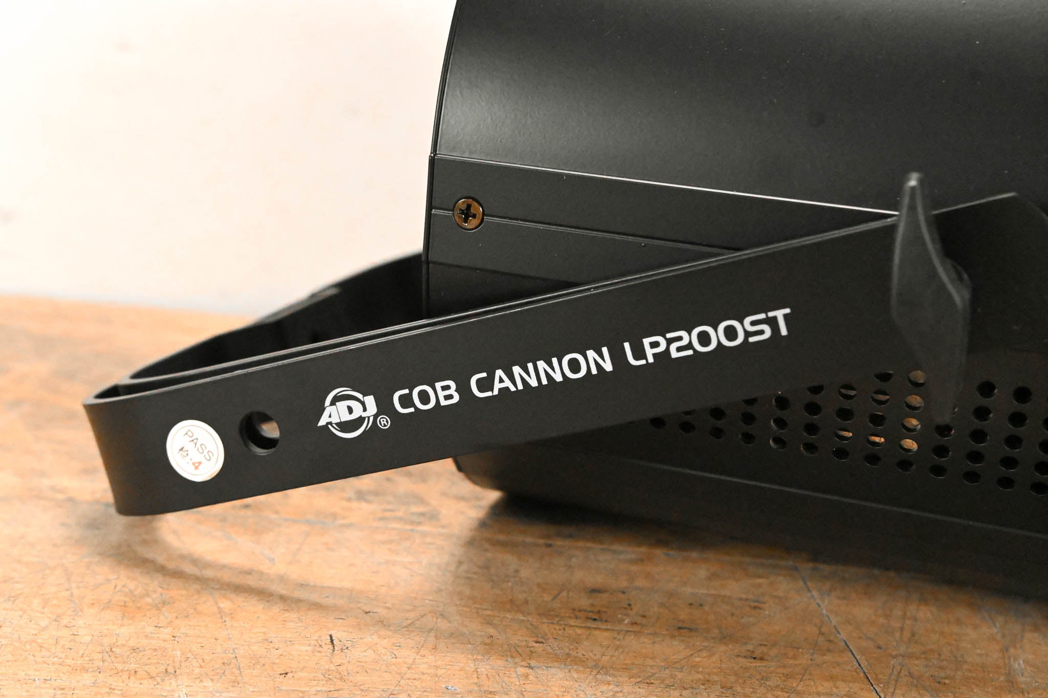 ADJ COB Cannon LP200ST 200W Chip On Board Color Mixing Wash Fixture