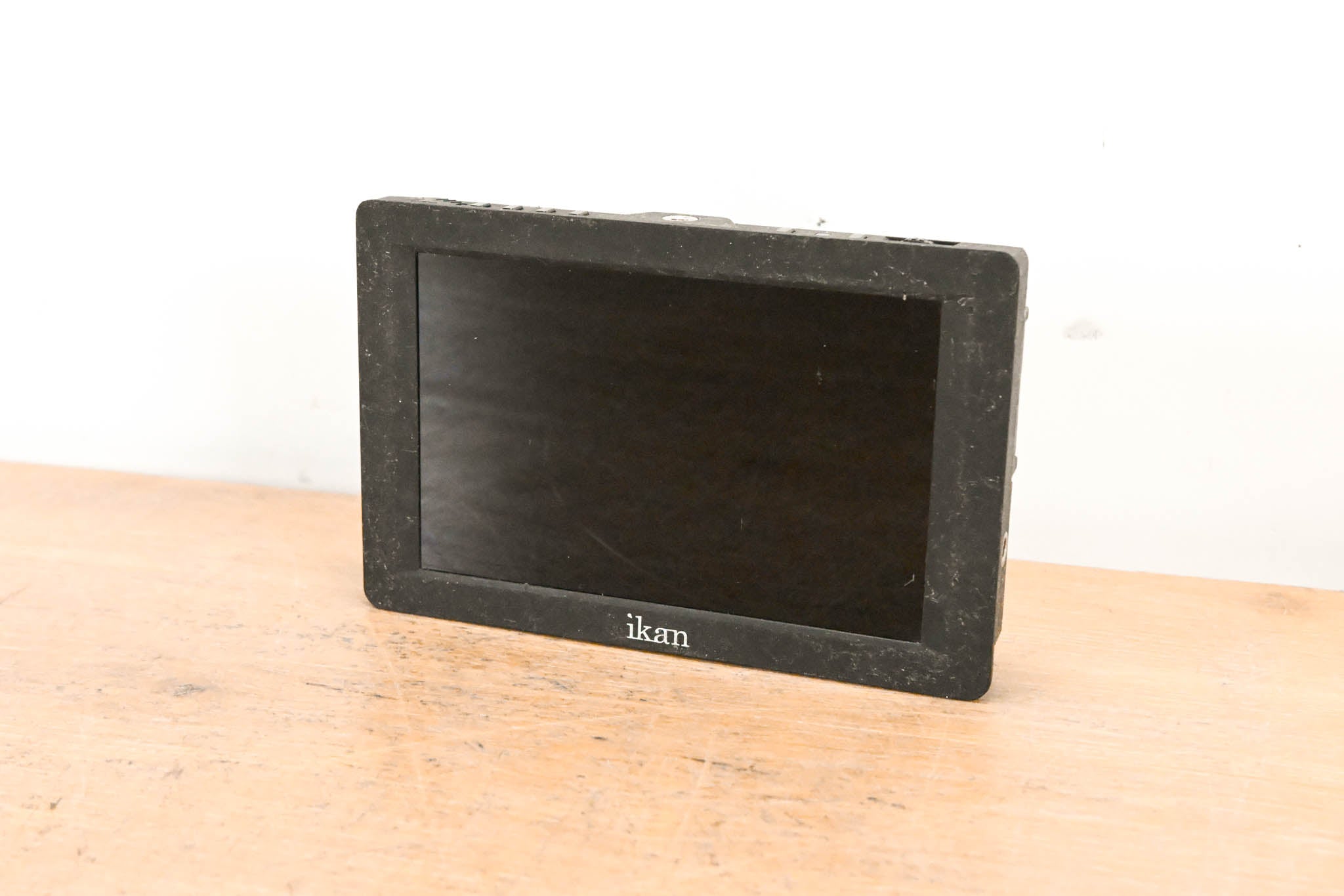 Ikan 7" High Bright 4K Support HDMI/3G-SDI Monitor (NO POWER SUPPLY)