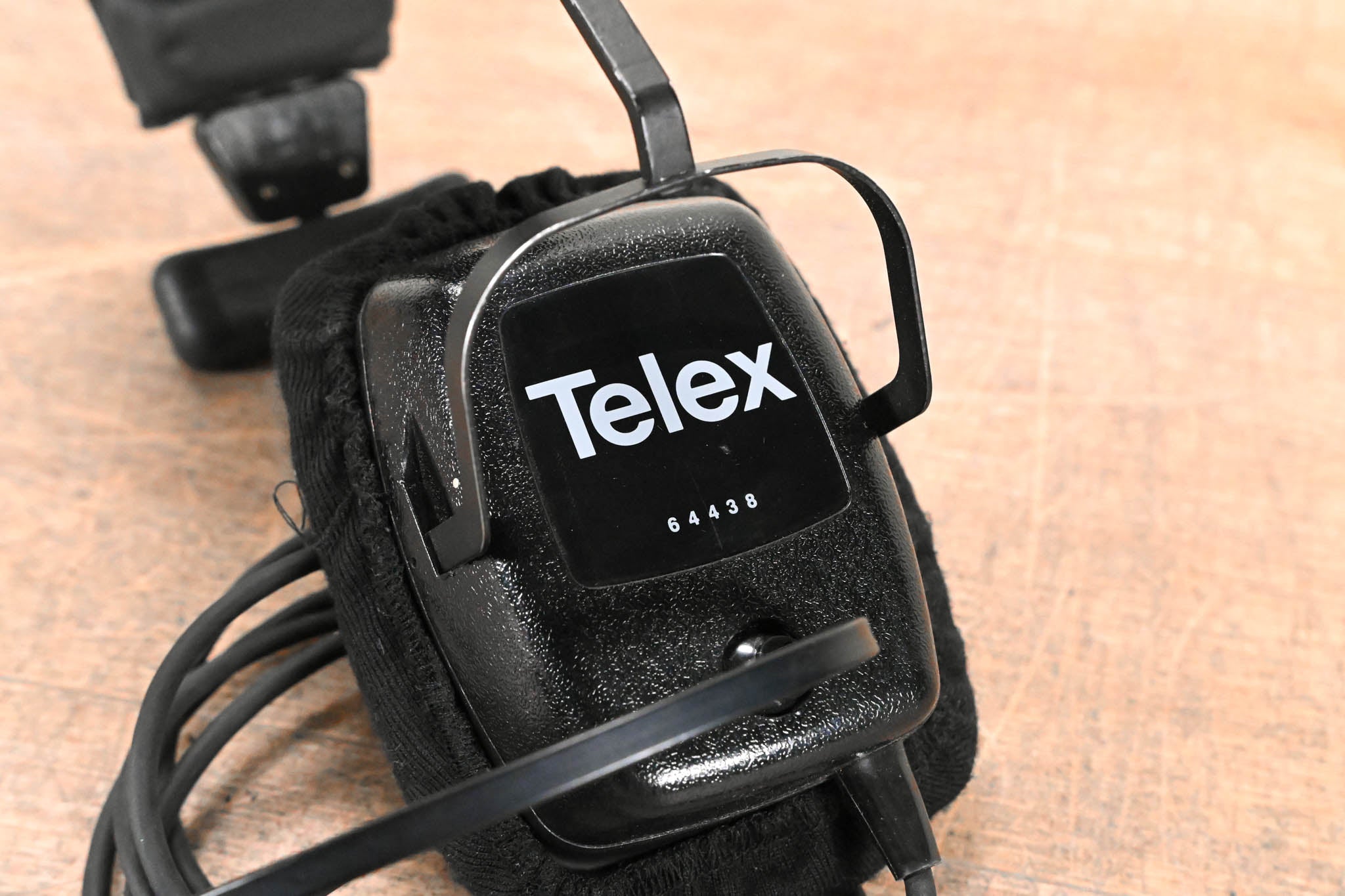 Telex PH-1 64438 Single-Sided Medium-Weight Headset